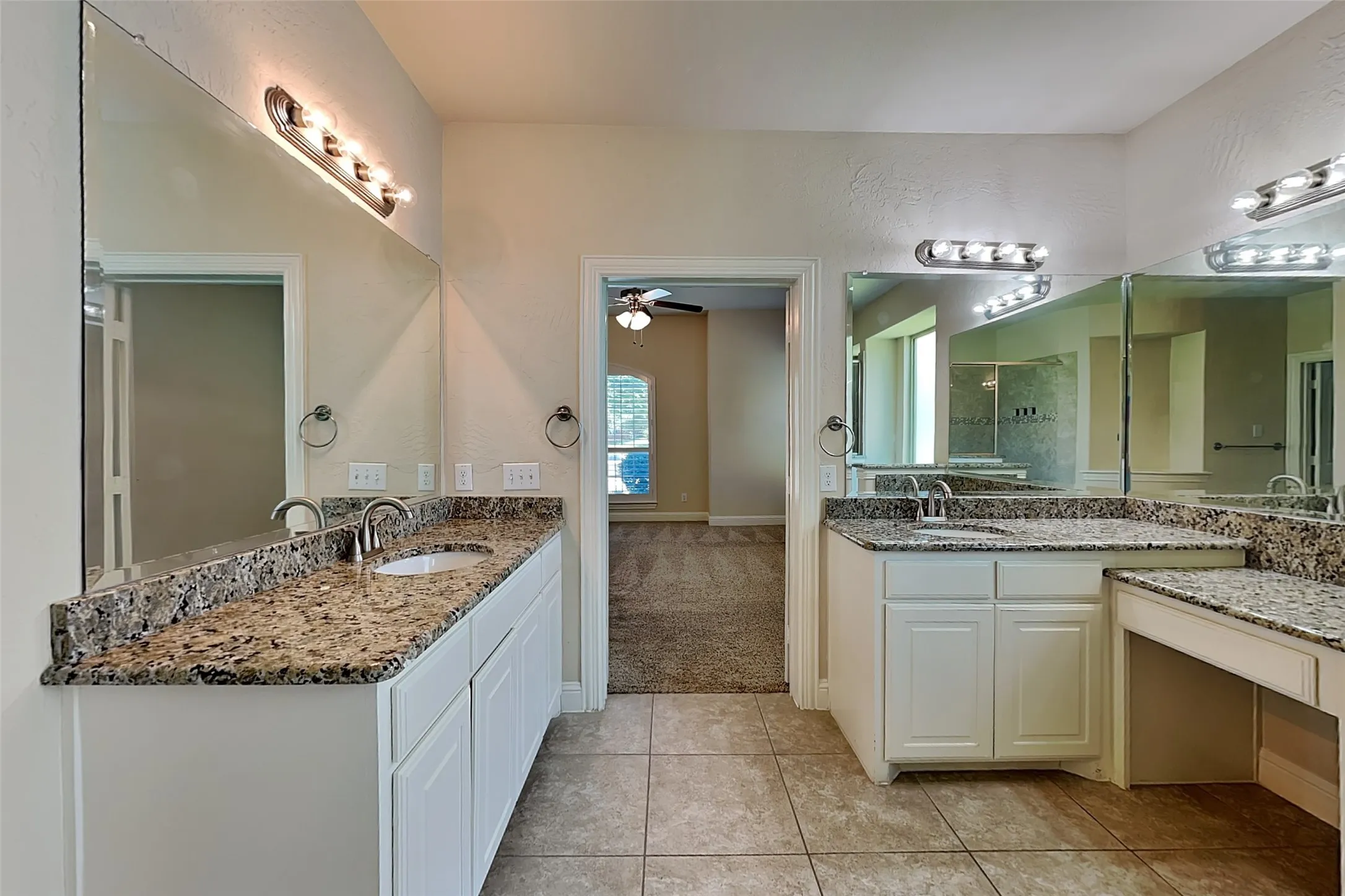 Single Family Residence For Rent in Dallas County , 3006 Knightsbridge Lane, Garland, Texas 75043, 5 Bedroom, 4 Bathroom, 2 Garage spaces, 4,361 Sqft, built in 2013, mls#21348105, Real Estate Agent in Garland, Homes For Rent in Dallas county, Homes For Rent in Garland, Realtor in Garland Texas, Real Estate Brokerage Independent Realty Texas, Luminita Cordes Realtor