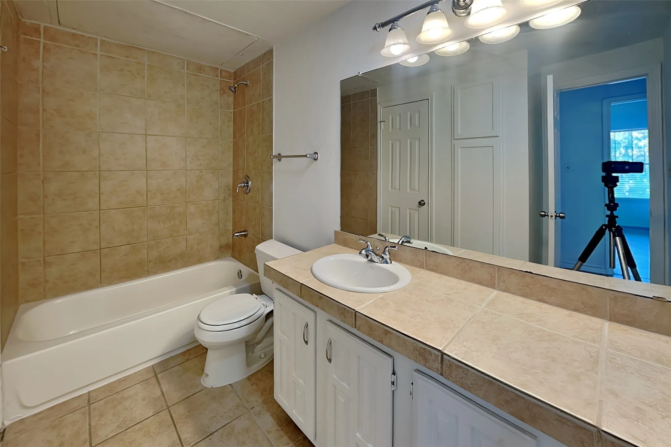 Single Family Residence For Rent in Dallas County , 3105 San Jacinto Street 308, Dallas, Texas 75204, 1 Bedroom, 1 Bathroom, Garage spaces, 762 Sqft, built in 1981, mls#21348104, Real Estate Agent in Dallas, Homes For Rent in Dallas county, Homes For Rent in Dallas, Realtor in Dallas Texas, Real Estate Brokerage Independent Realty Texas, Luminita Cordes Realtor
