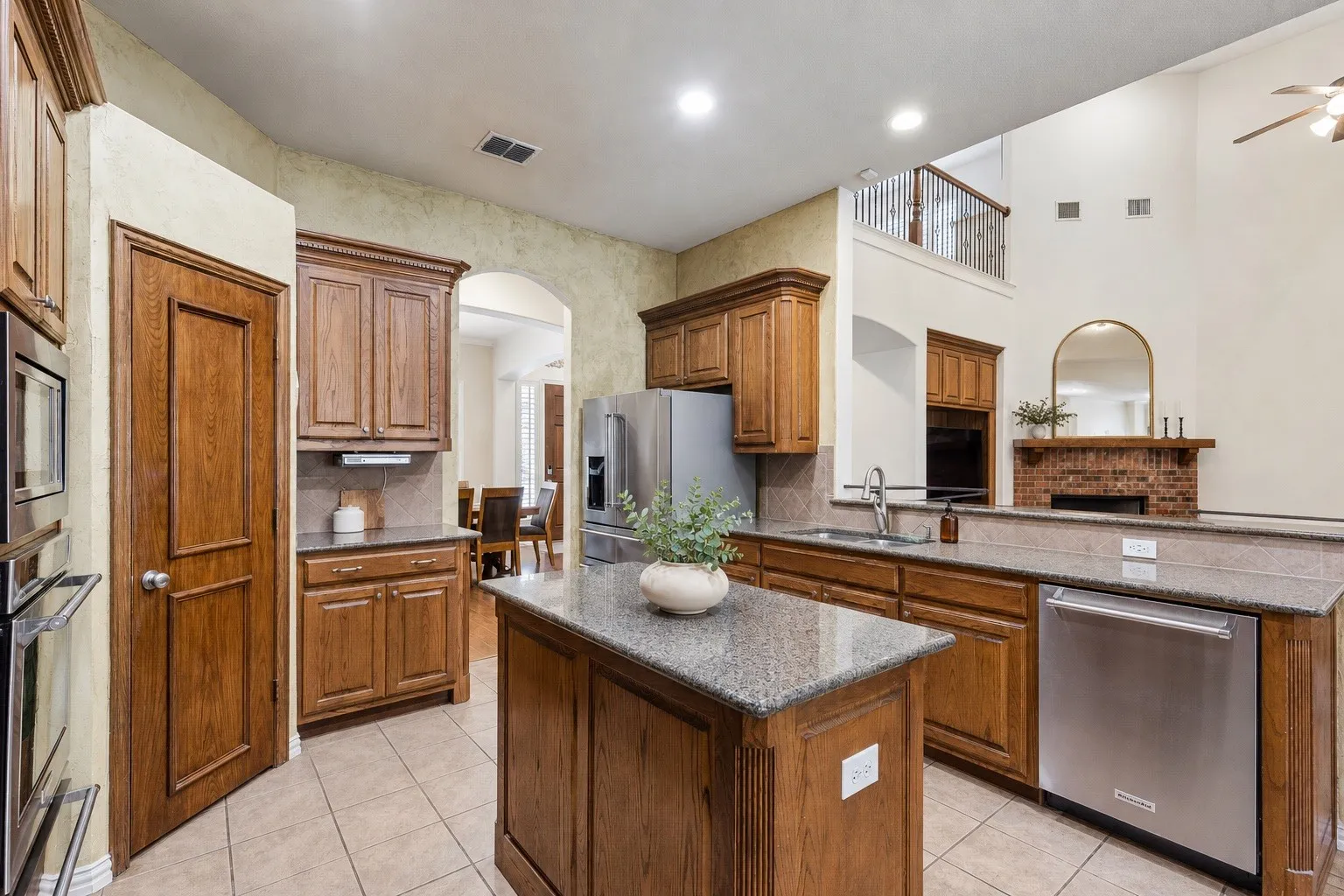 Single Family Residence For Sale in Tarrant County , 2004 Hayley Drive, Keller, Texas 76248, 4 Bedroom, 4 Bathroom, 2 Garage spaces, 3,628 Sqft, built in 2006, mls#21343929, Real Estate Agent in Keller, Homes For Sale in Tarrant county, Homes For Sale in Keller, Realtor in Keller Texas, Real Estate Brokerage Independent Realty Texas, Luminita Cordes Realtor