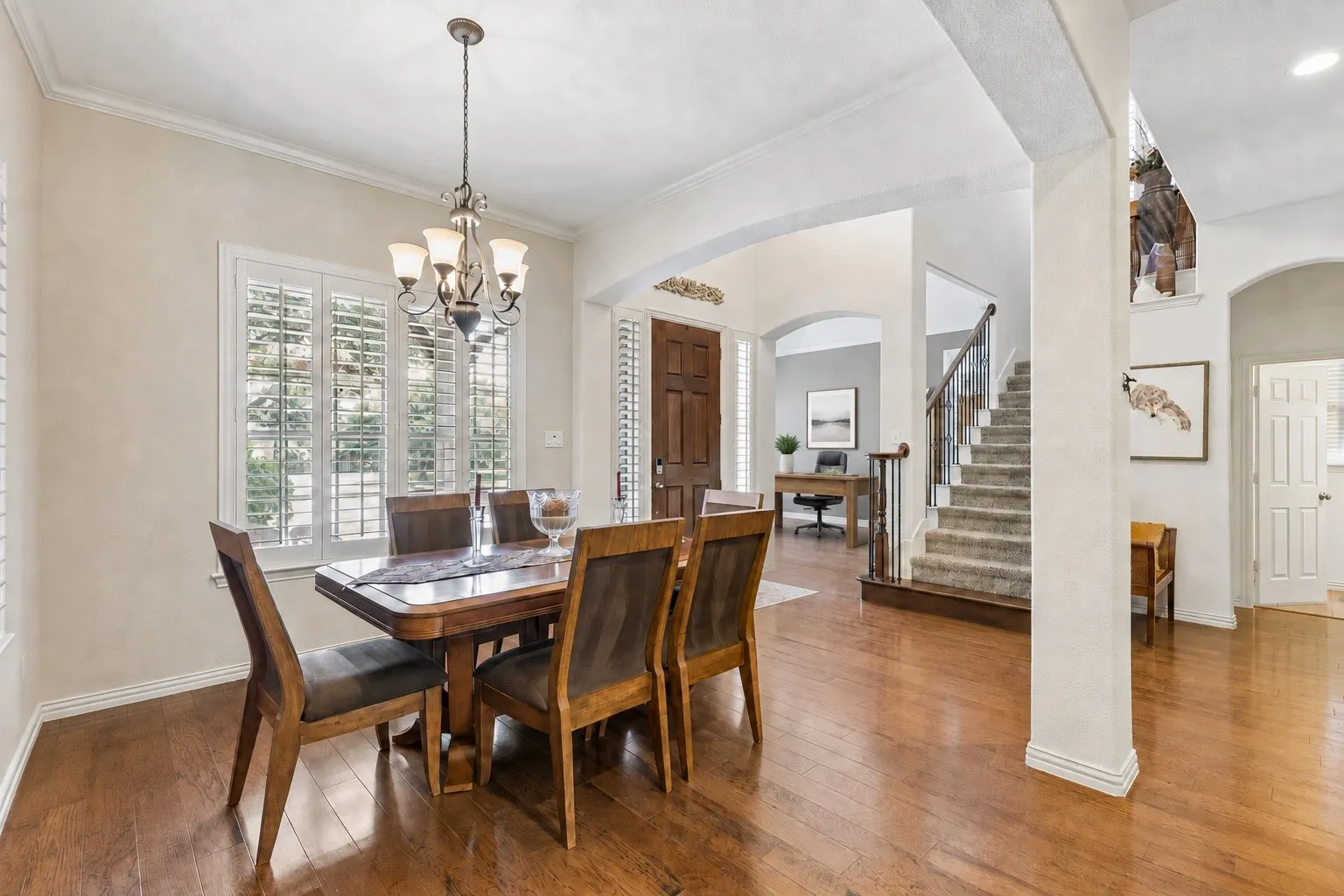 Single Family Residence For Sale in Tarrant County , 2004 Hayley Drive, Keller, Texas 76248, 4 Bedroom, 4 Bathroom, 2 Garage spaces, 3,628 Sqft, built in 2006, mls#21343929, Real Estate Agent in Keller, Homes For Sale in Tarrant county, Homes For Sale in Keller, Realtor in Keller Texas, Real Estate Brokerage Independent Realty Texas, Luminita Cordes Realtor