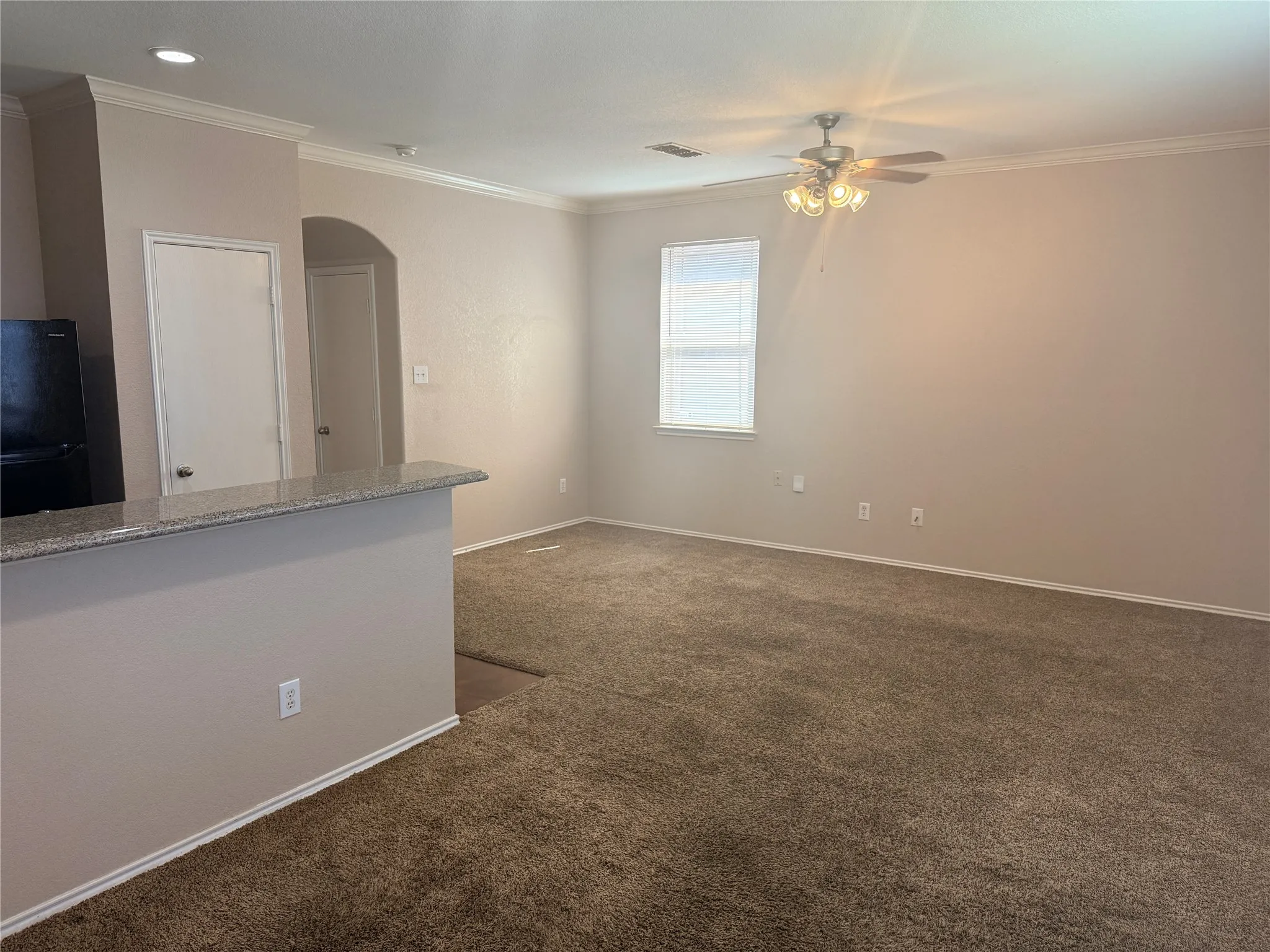 Townhouse For Rent in Tarrant County , 2318 Aldergate Drive, Arlington, Texas 76012, 3 Bedrooms, 3 Bathrooms, 1 Garage spaces, 1,206 Sqft, built in 2008, Price $1,750, mls#21348449, Real Estate Agent in Arlington, Homes For Rent in Tarrant county, Homes For Rent in Arlington, Realtor in Arlington Texas, Real Estate Brokerage Independent Realty Texas, Luminita Cordes Realtor