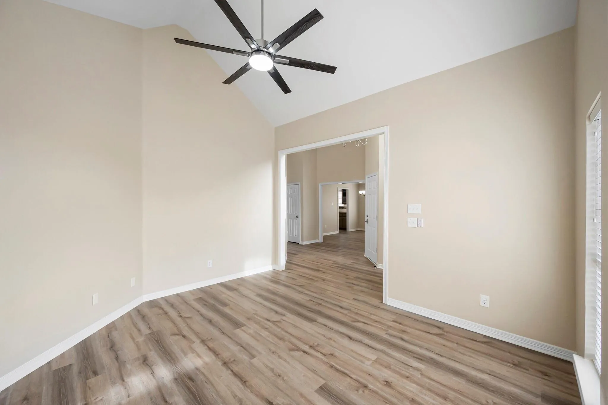 Single Family Residence For Rent in Dallas County , 326 Saddle Tree Trail, Coppell, Texas 75019, 4 Bedroom, 3 Bathroom, 2 Garage spaces, 2,433 Sqft, built in 1995, mls#21347972, Real Estate Agent in Coppell, Homes For Rent in Dallas county, Homes For Rent in Coppell, Realtor in Coppell Texas, Real Estate Brokerage Independent Realty Texas, Luminita Cordes Realtor