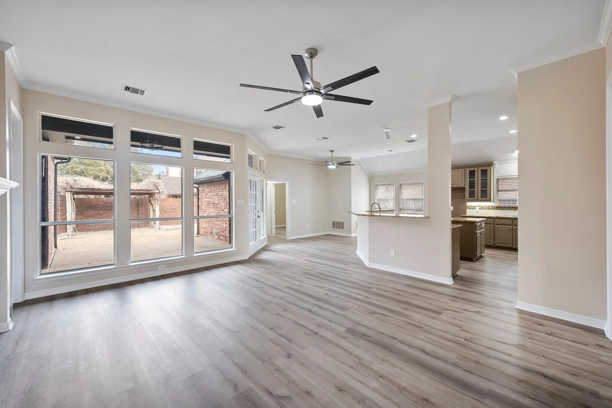 Single Family Residence For Rent in Dallas County , 326 Saddle Tree Trail, Coppell, Texas 75019, 4 Bedroom, 3 Bathroom, 2 Garage spaces, 2,433 Sqft, built in 1995, mls#21347972, Real Estate Agent in Coppell, Homes For Rent in Dallas county, Homes For Rent in Coppell, Realtor in Coppell Texas, Real Estate Brokerage Independent Realty Texas, Luminita Cordes Realtor