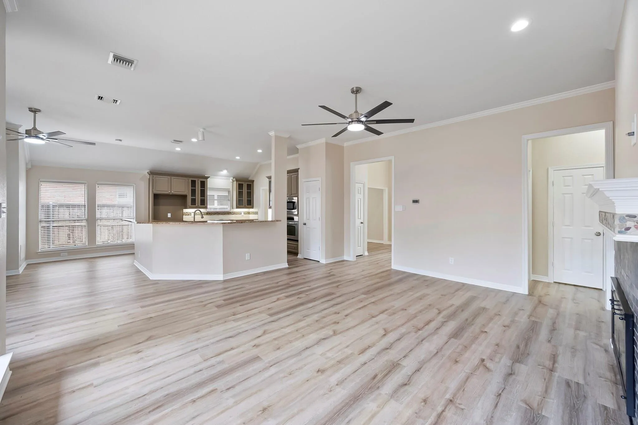 Single Family Residence For Rent in Dallas County , 326 Saddle Tree Trail, Coppell, Texas 75019, 4 Bedroom, 3 Bathroom, 2 Garage spaces, 2,433 Sqft, built in 1995, mls#21347972, Real Estate Agent in Coppell, Homes For Rent in Dallas county, Homes For Rent in Coppell, Realtor in Coppell Texas, Real Estate Brokerage Independent Realty Texas, Luminita Cordes Realtor