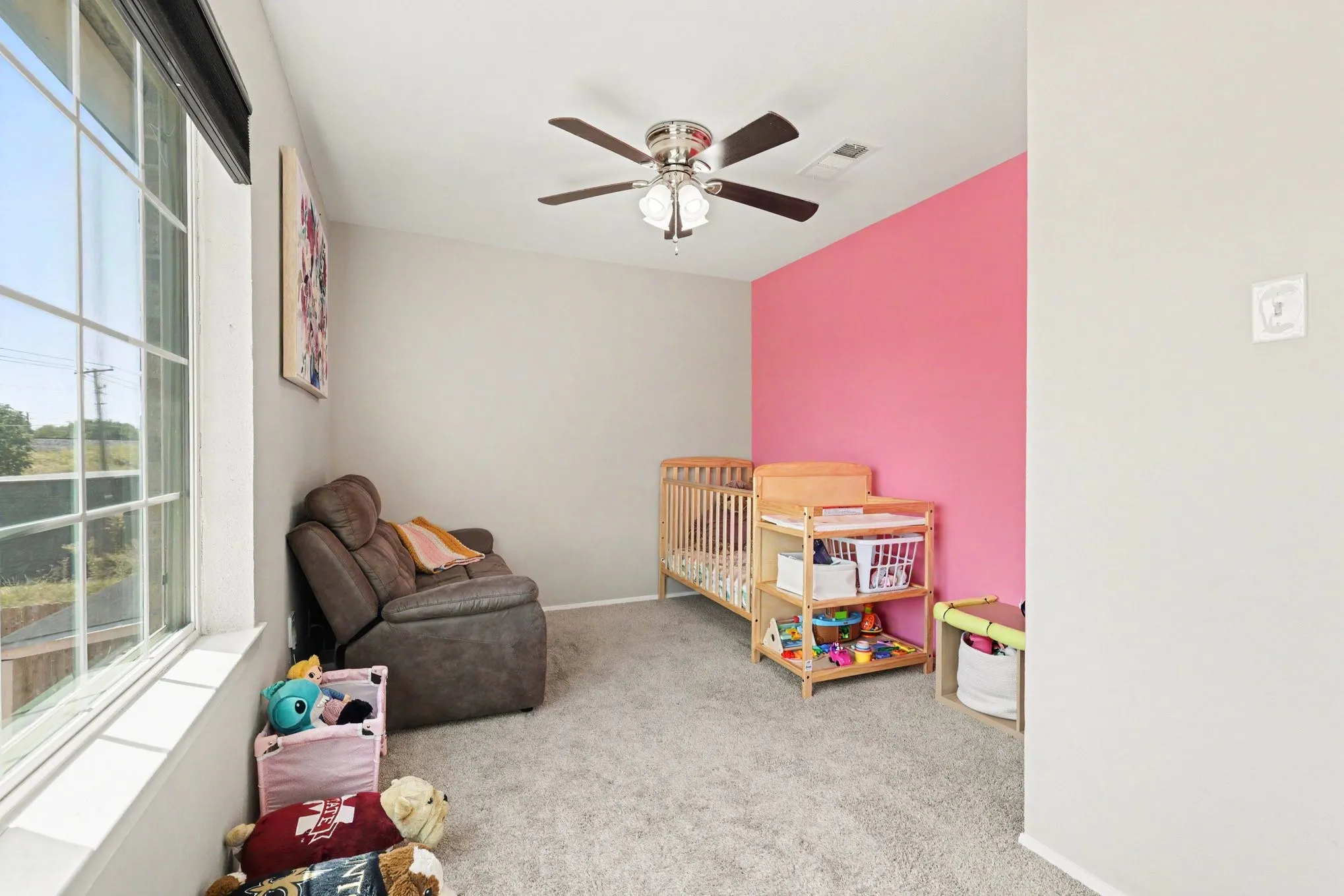 Townhouse For Sale in Dallas County , 311 Towne House Lane, Richardson, Texas 75081, 2 Bedroom, 2 Bathroom, Garage spaces, 1,224 Sqft, built in 1987, mls#21341815, Real Estate Agent in Richardson, Homes For Sale in Dallas county, Homes For Sale in Richardson, Realtor in Richardson Texas, Real Estate Brokerage Independent Realty Texas, Luminita Cordes Realtor
