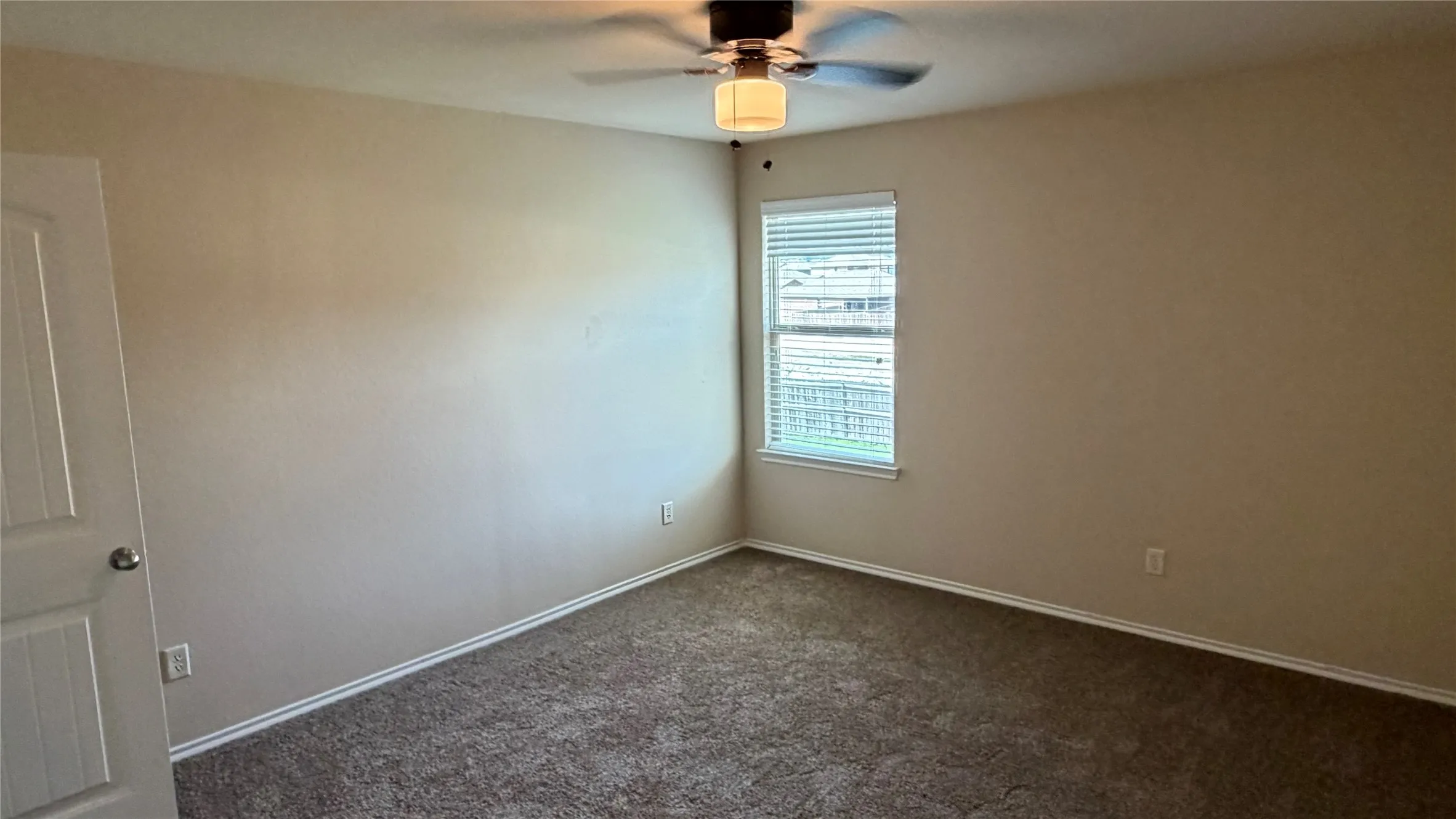 Single Family Residence For Rent in Collin County , 3311 Stratford Street, Anna, Texas 75409, 4 Bedroom, 3 Bathroom, 2 Garage spaces, 2,119 Sqft, built in 2014, mls#21348572, Real Estate Agent in Anna, Homes For Rent in Collin county, Homes For Rent in Anna, Realtor in Anna Texas, Real Estate Brokerage Independent Realty Texas, Luminita Cordes Realtor