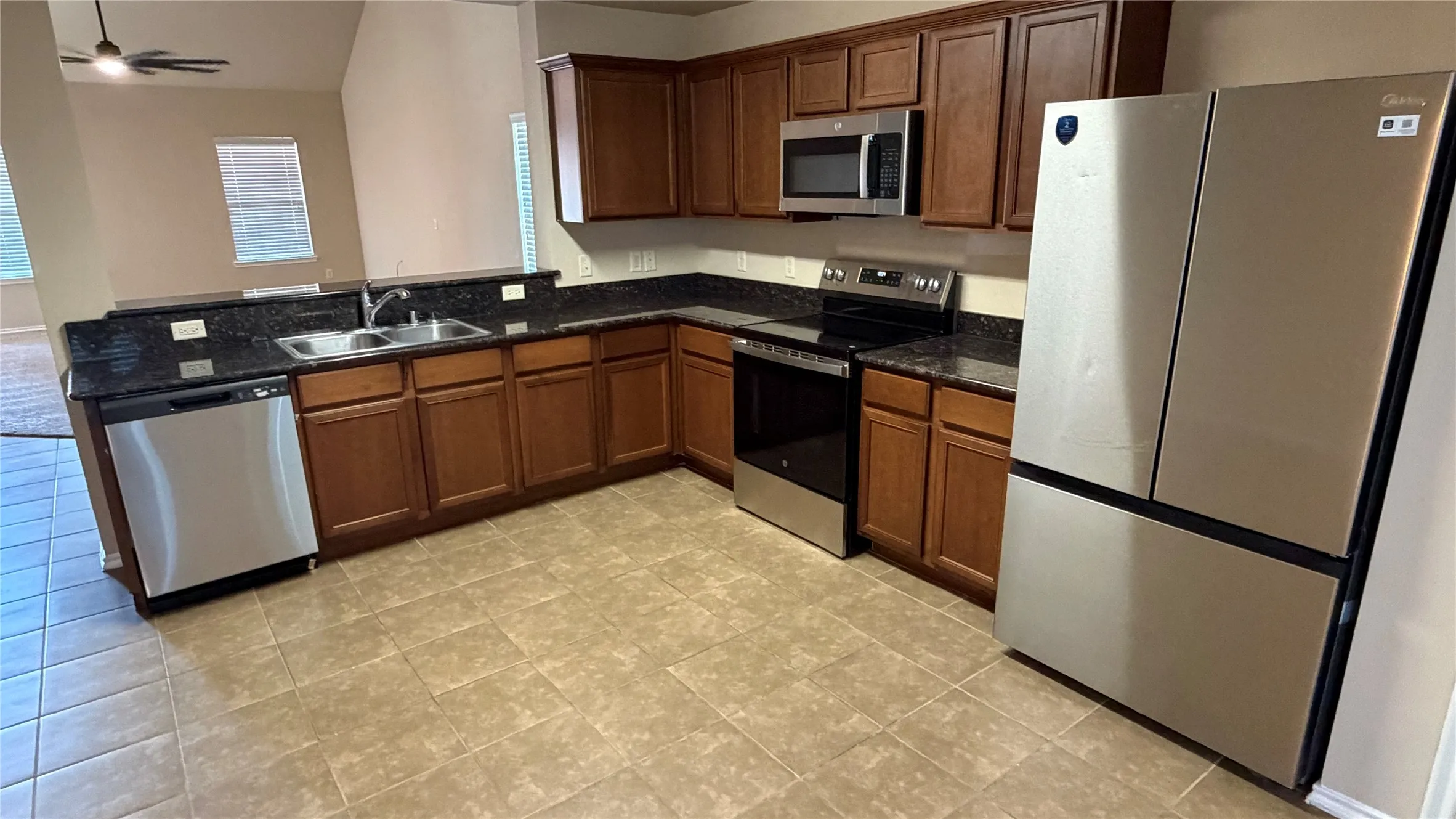 Single Family Residence For Rent in Collin County , 3311 Stratford Street, Anna, Texas 75409, 4 Bedroom, 3 Bathroom, 2 Garage spaces, 2,119 Sqft, built in 2014, mls#21348572, Real Estate Agent in Anna, Homes For Rent in Collin county, Homes For Rent in Anna, Realtor in Anna Texas, Real Estate Brokerage Independent Realty Texas, Luminita Cordes Realtor