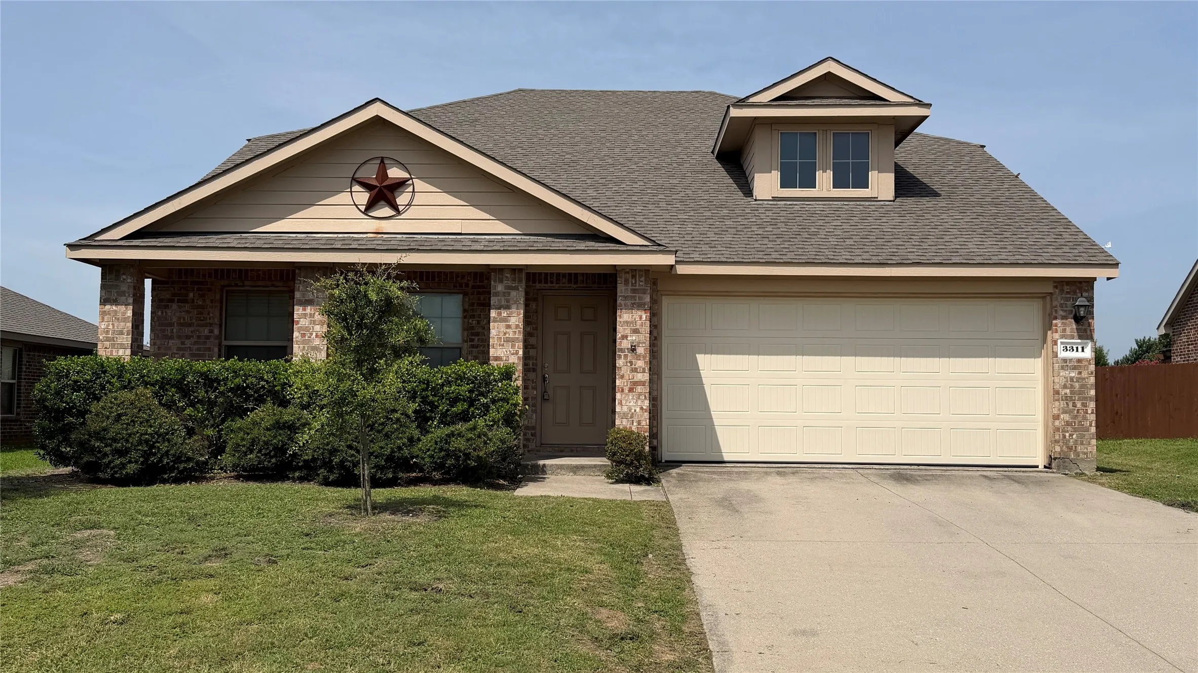 Single Family Residence For Rent in Collin County , 3311 Stratford Street, Anna, Texas 75409, 4 Bedroom, 3 Bathroom, 2 Garage spaces, 2,119 Sqft, built in 2014, mls#21348572, Real Estate Agent in Anna, Homes For Rent in Collin county, Homes For Rent in Anna, Realtor in Anna Texas, Real Estate Brokerage Independent Realty Texas, Luminita Cordes Realtor