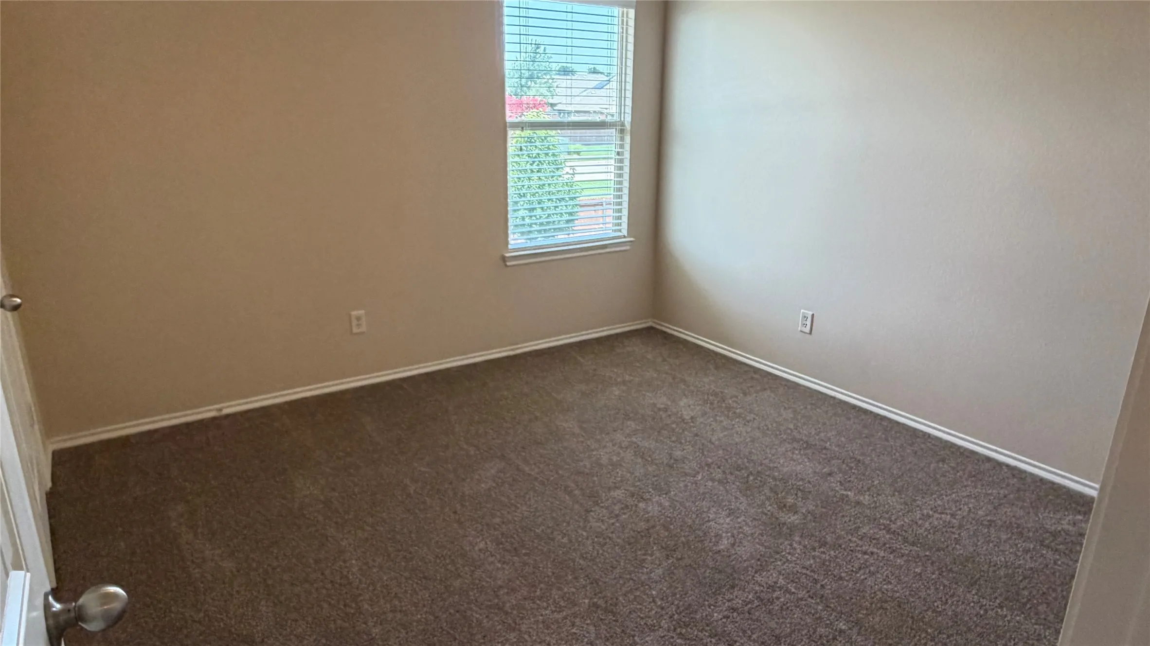 Single Family Residence For Rent in Collin County , 3311 Stratford Street, Anna, Texas 75409, 4 Bedroom, 3 Bathroom, 2 Garage spaces, 2,119 Sqft, built in 2014, mls#21348572, Real Estate Agent in Anna, Homes For Rent in Collin county, Homes For Rent in Anna, Realtor in Anna Texas, Real Estate Brokerage Independent Realty Texas, Luminita Cordes Realtor