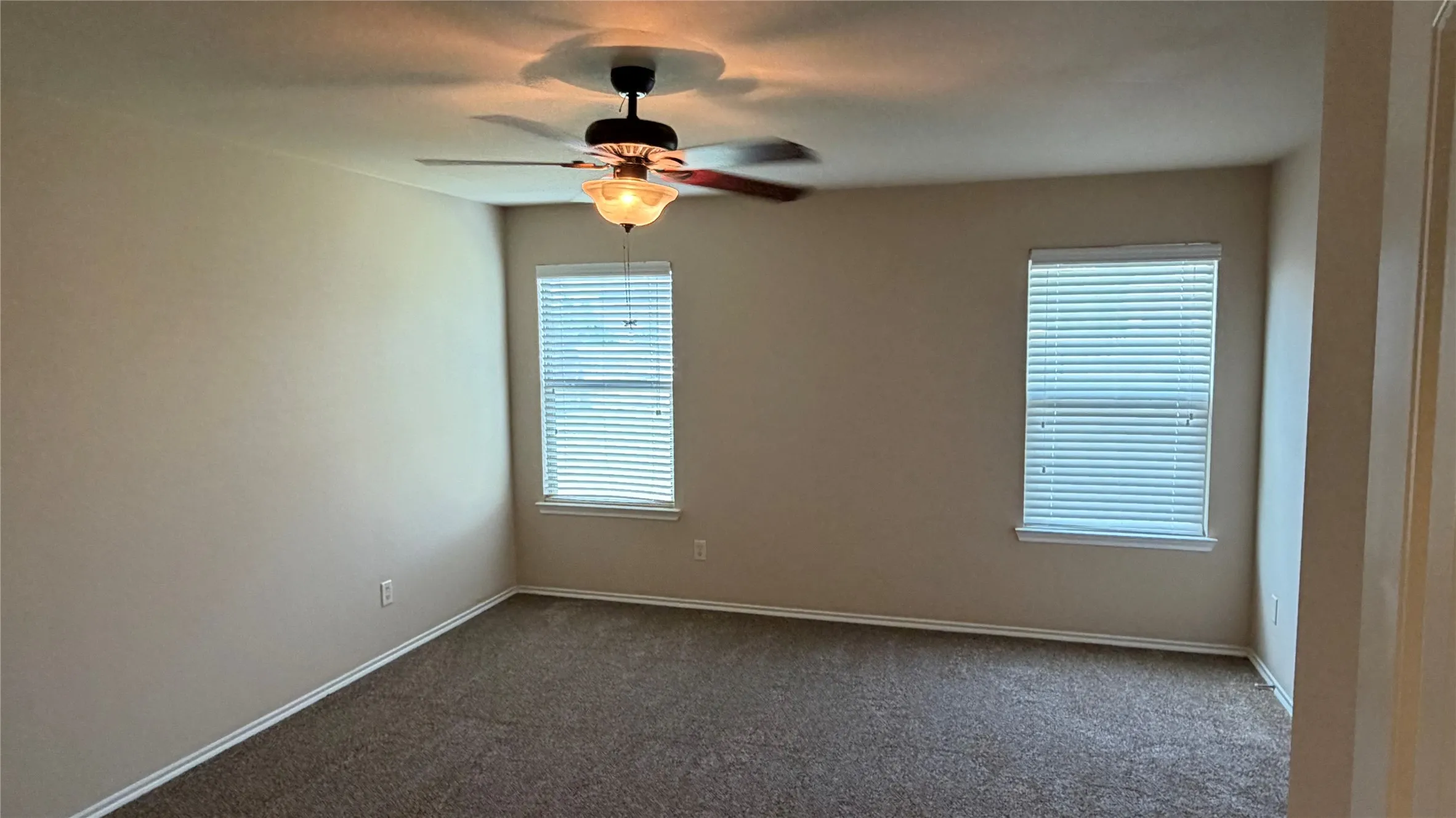 Single Family Residence For Rent in Collin County , 3311 Stratford Street, Anna, Texas 75409, 4 Bedroom, 3 Bathroom, 2 Garage spaces, 2,119 Sqft, built in 2014, mls#21348572, Real Estate Agent in Anna, Homes For Rent in Collin county, Homes For Rent in Anna, Realtor in Anna Texas, Real Estate Brokerage Independent Realty Texas, Luminita Cordes Realtor