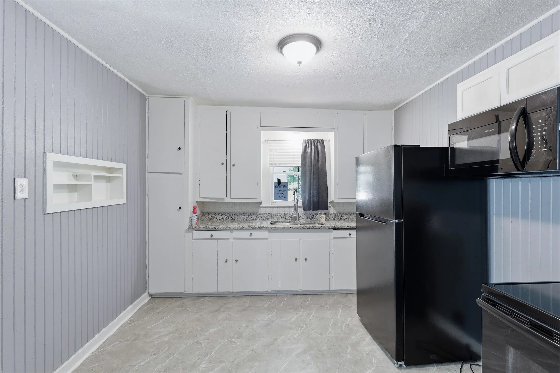 Duplex For Rent in Hill County , 808 Mill Street, Itasca, Texas 76055, 2 Bedroom, 1 Bathroom, Garage spaces, 794 Sqft, built in 0, mls#21346947, Real Estate Agent in Itasca, Homes For Rent in Hill county, Homes For Rent in Itasca, Realtor in Itasca Texas, Real Estate Brokerage Independent Realty Texas, Luminita Cordes Realtor