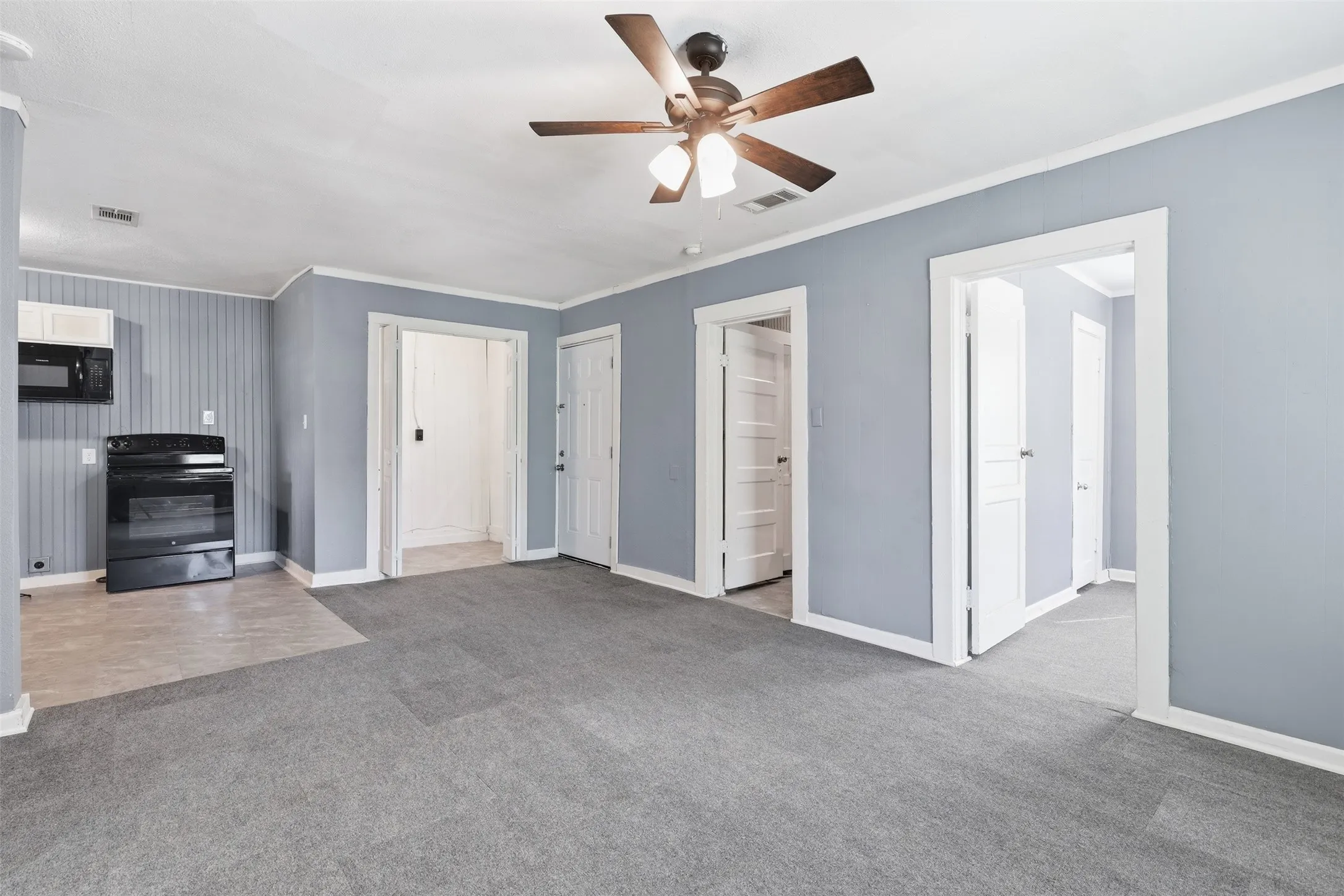 Duplex For Rent in Hill County , 808 Mill Street, Itasca, Texas 76055, 2 Bedroom, 1 Bathroom, Garage spaces, 794 Sqft, built in 0, mls#21346947, Real Estate Agent in Itasca, Homes For Rent in Hill county, Homes For Rent in Itasca, Realtor in Itasca Texas, Real Estate Brokerage Independent Realty Texas, Luminita Cordes Realtor