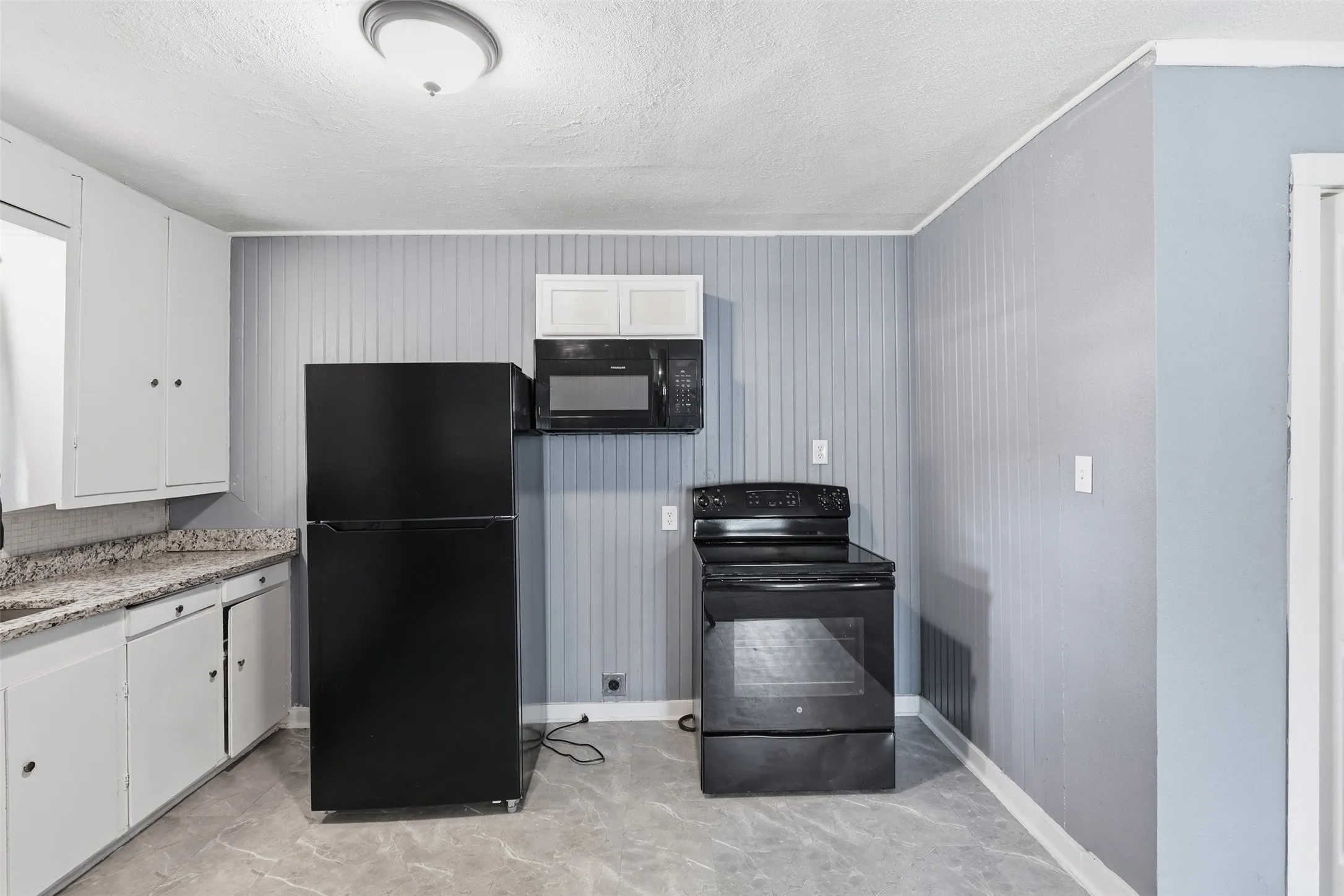 Duplex For Rent in Hill County , 808 Mill Street, Itasca, Texas 76055, 2 Bedroom, 1 Bathroom, Garage spaces, 794 Sqft, built in 0, mls#21346947, Real Estate Agent in Itasca, Homes For Rent in Hill county, Homes For Rent in Itasca, Realtor in Itasca Texas, Real Estate Brokerage Independent Realty Texas, Luminita Cordes Realtor