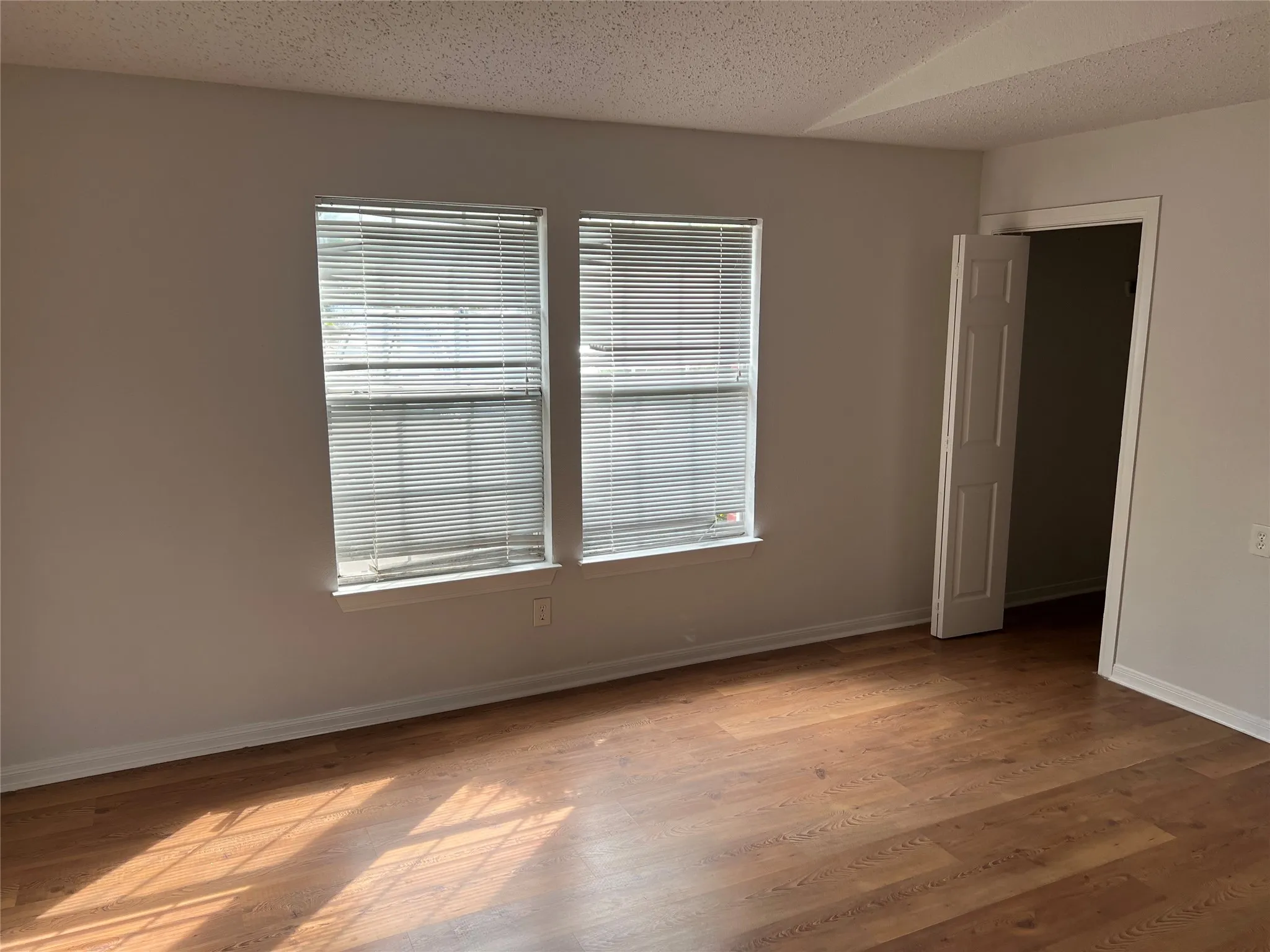Single Family Residence For Rent in Collin County , 1333 E Exchange Parkway, Allen, Texas 75002, 4 Bedrooms, 2 Bathrooms, Garage spaces, 2,243 Sqft, built in 1956, Price $2,800, mls#21348576, Real Estate Agent in Allen, Homes For Rent in Collin county, Homes For Rent in Allen, Realtor in Allen Texas, Real Estate Brokerage Independent Realty Texas, Luminita Cordes Realtor