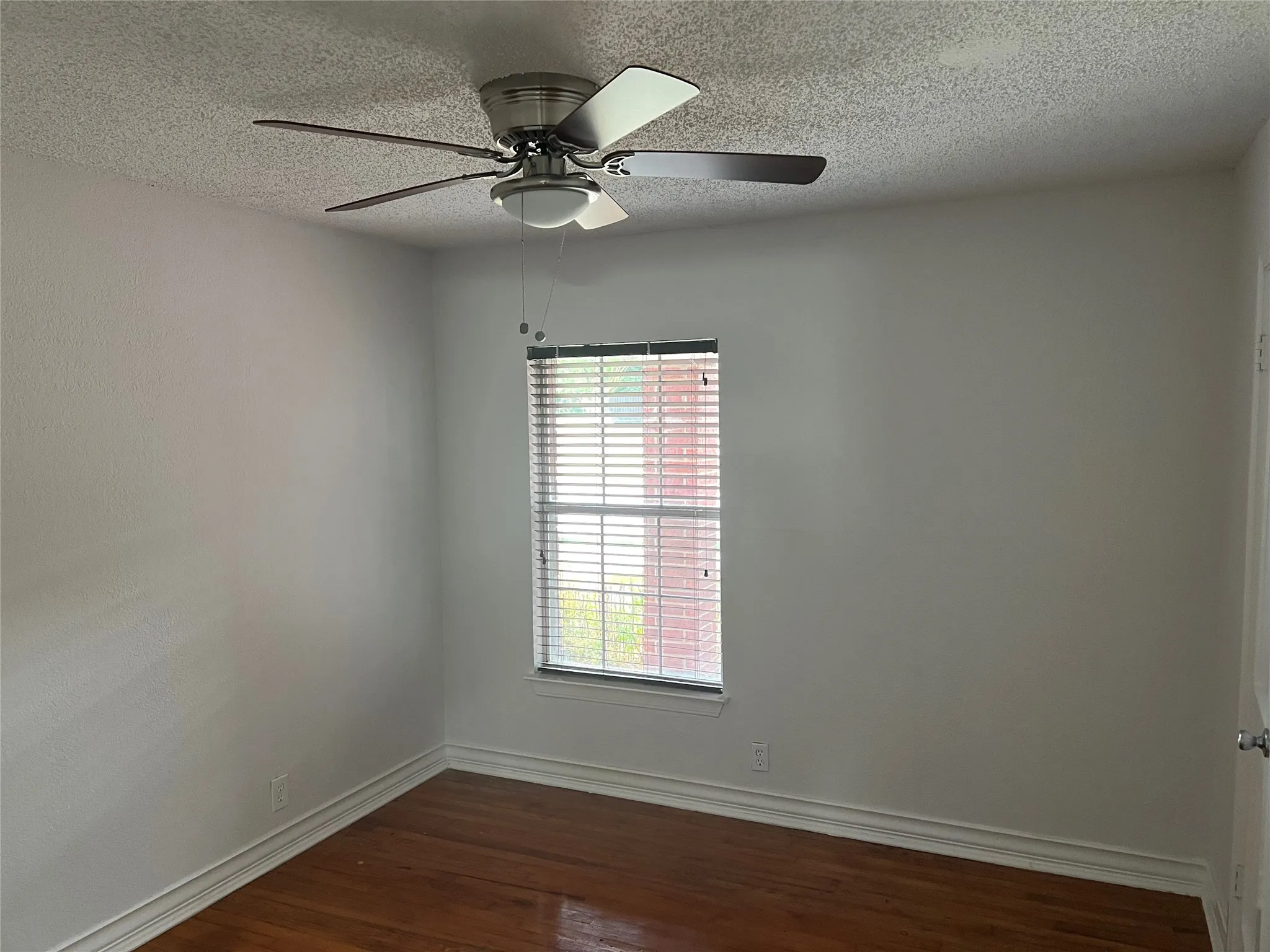 Single Family Residence For Rent in Collin County , 1333 E Exchange Parkway, Allen, Texas 75002, 4 Bedrooms, 2 Bathrooms, Garage spaces, 2,243 Sqft, built in 1956, Price $2,800, mls#21348576, Real Estate Agent in Allen, Homes For Rent in Collin county, Homes For Rent in Allen, Realtor in Allen Texas, Real Estate Brokerage Independent Realty Texas, Luminita Cordes Realtor