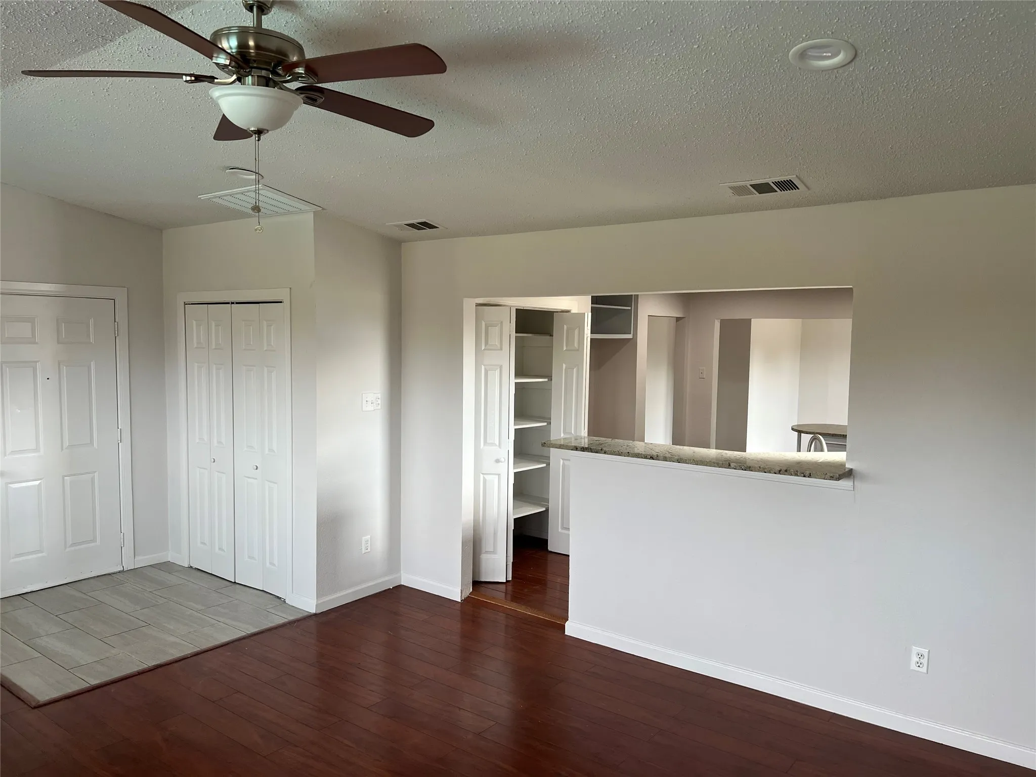 Single Family Residence For Rent in Collin County , 1333 E Exchange Parkway, Allen, Texas 75002, 4 Bedrooms, 2 Bathrooms, Garage spaces, 2,243 Sqft, built in 1956, Price $2,800, mls#21348576, Real Estate Agent in Allen, Homes For Rent in Collin county, Homes For Rent in Allen, Realtor in Allen Texas, Real Estate Brokerage Independent Realty Texas, Luminita Cordes Realtor