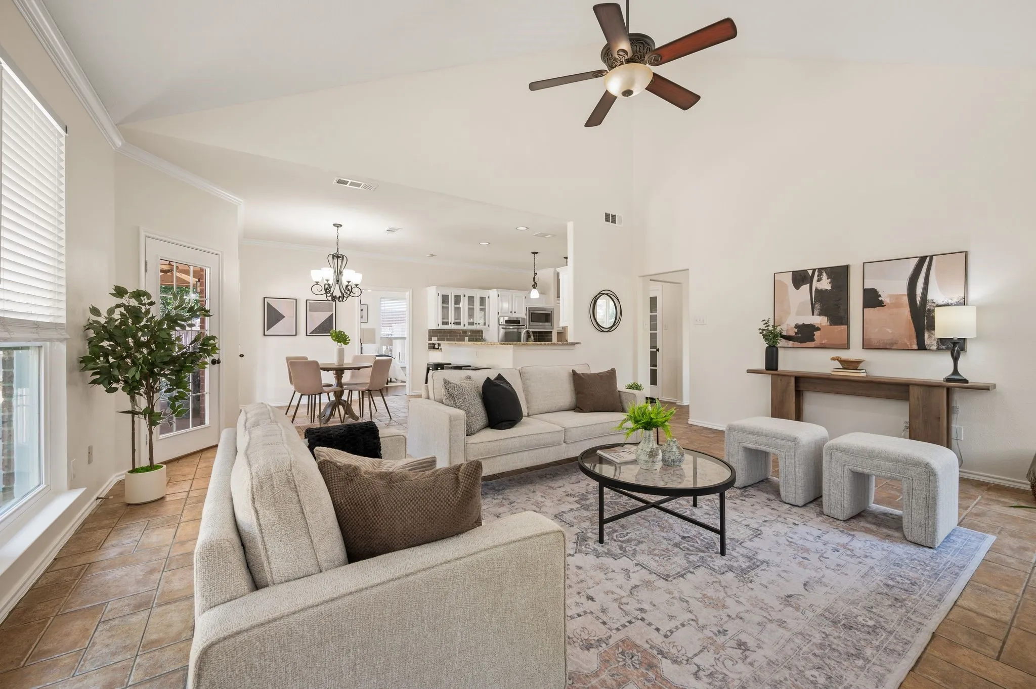 Single Family Residence For Sale in Tarrant County , 9045 Tyne Trail, Fort Worth, Texas 76118, 4 Bedroom, 4 Bathroom, 2 Garage spaces, 3,047 Sqft, built in 1994, mls#21346925, Real Estate Agent in Fort Worth, Homes For Sale in Tarrant county, Homes For Sale in Fort Worth, Realtor in Fort Worth Texas, Real Estate Brokerage Independent Realty Texas, Luminita Cordes Realtor