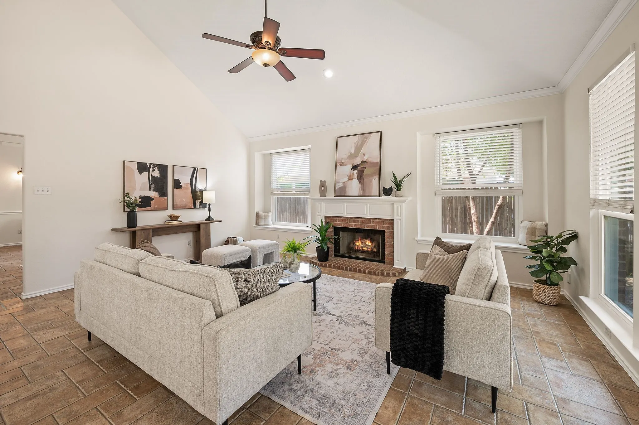 Single Family Residence For Sale in Tarrant County , 9045 Tyne Trail, Fort Worth, Texas 76118, 4 Bedroom, 4 Bathroom, 2 Garage spaces, 3,047 Sqft, built in 1994, mls#21346925, Real Estate Agent in Fort Worth, Homes For Sale in Tarrant county, Homes For Sale in Fort Worth, Realtor in Fort Worth Texas, Real Estate Brokerage Independent Realty Texas, Luminita Cordes Realtor