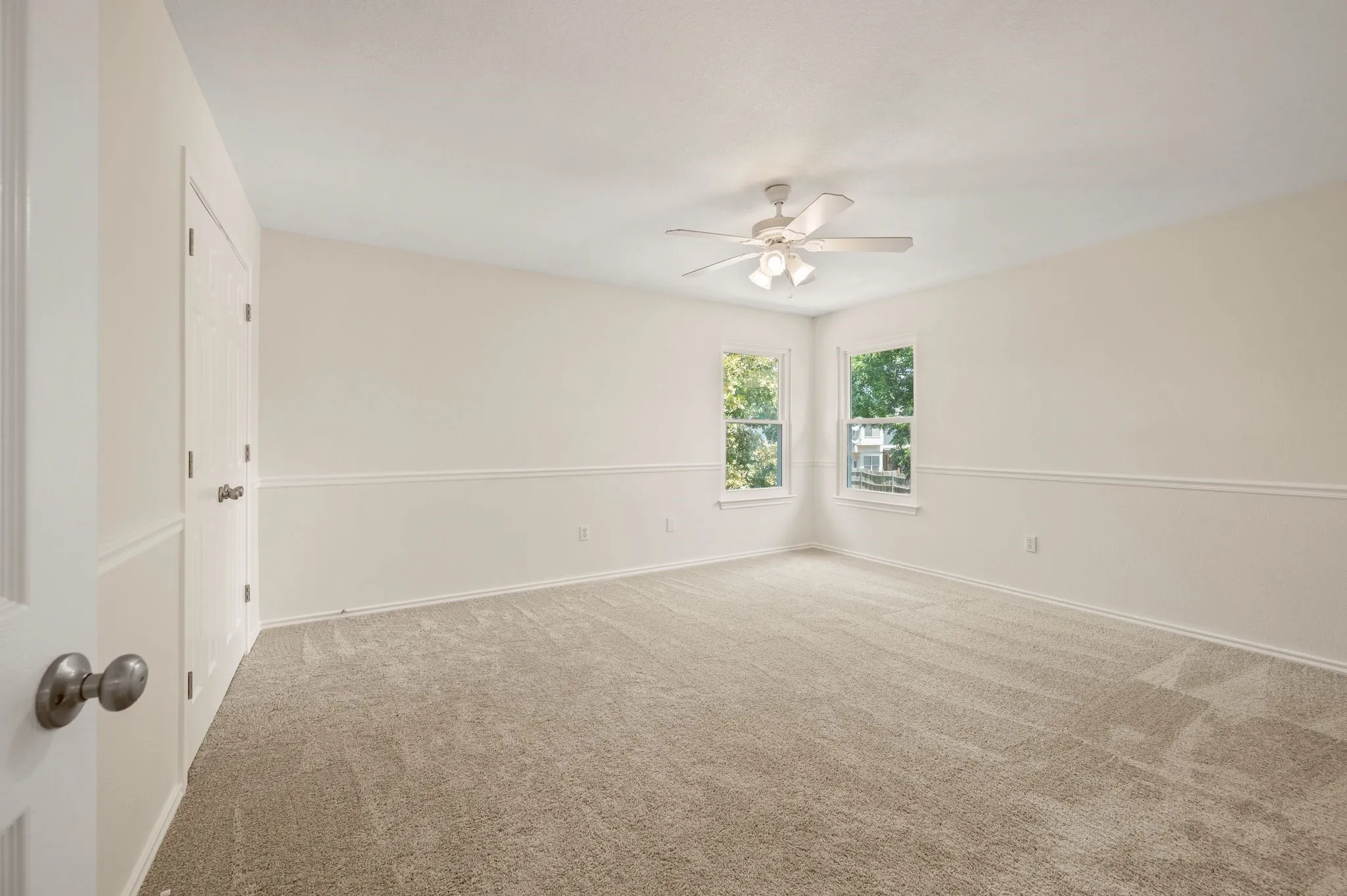 Single Family Residence For Sale in Tarrant County , 9045 Tyne Trail, Fort Worth, Texas 76118, 4 Bedroom, 4 Bathroom, 2 Garage spaces, 3,047 Sqft, built in 1994, mls#21346925, Real Estate Agent in Fort Worth, Homes For Sale in Tarrant county, Homes For Sale in Fort Worth, Realtor in Fort Worth Texas, Real Estate Brokerage Independent Realty Texas, Luminita Cordes Realtor