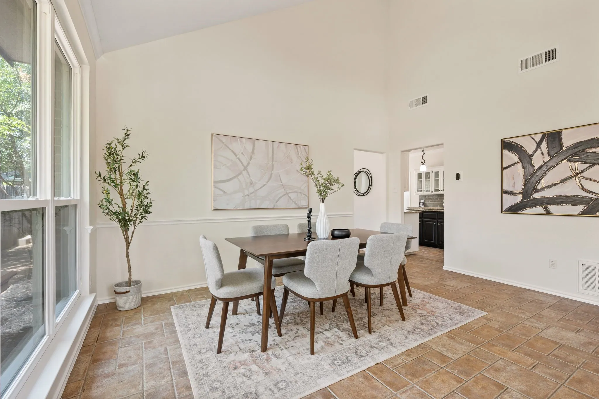 Single Family Residence For Sale in Tarrant County , 9045 Tyne Trail, Fort Worth, Texas 76118, 4 Bedroom, 4 Bathroom, 2 Garage spaces, 3,047 Sqft, built in 1994, mls#21346925, Real Estate Agent in Fort Worth, Homes For Sale in Tarrant county, Homes For Sale in Fort Worth, Realtor in Fort Worth Texas, Real Estate Brokerage Independent Realty Texas, Luminita Cordes Realtor