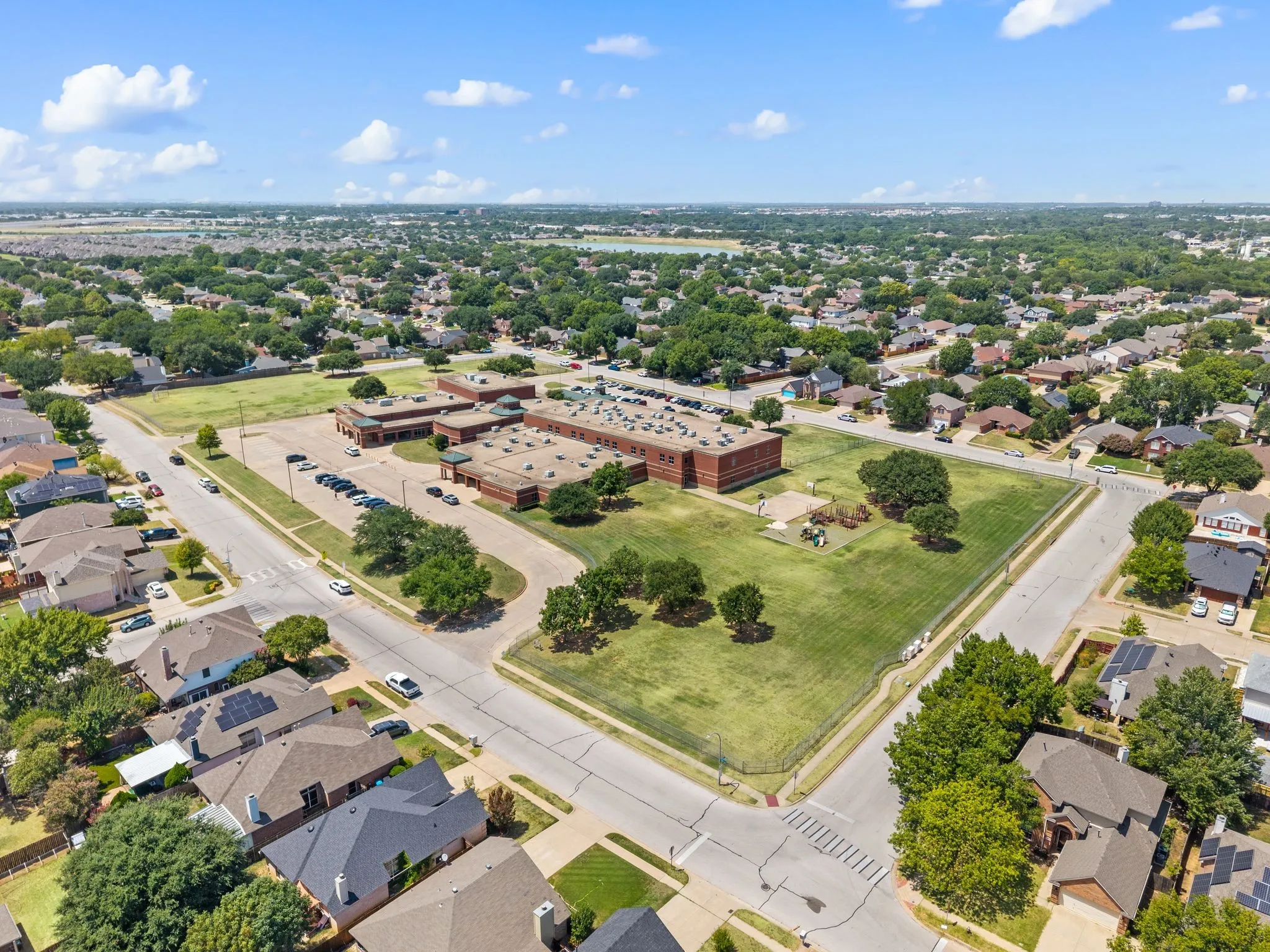 Single Family Residence For Sale in Tarrant County , 9045 Tyne Trail, Fort Worth, Texas 76118, 4 Bedroom, 4 Bathroom, 2 Garage spaces, 3,047 Sqft, built in 1994, mls#21346925, Real Estate Agent in Fort Worth, Homes For Sale in Tarrant county, Homes For Sale in Fort Worth, Realtor in Fort Worth Texas, Real Estate Brokerage Independent Realty Texas, Luminita Cordes Realtor