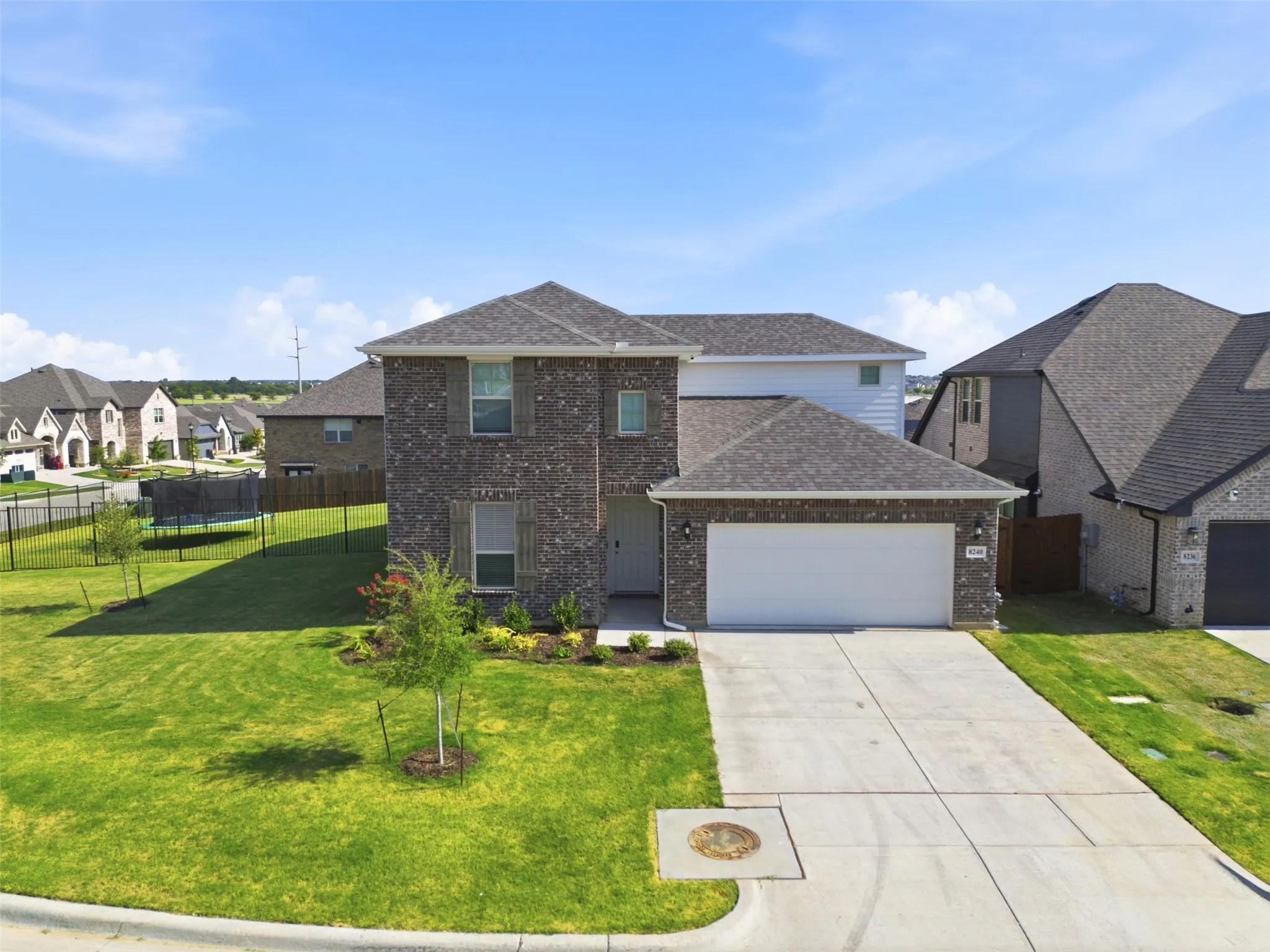 Single Family Residence For Sale in Johnson County , 8240 Catclaw Prairie, Godley, Texas 76044, 4 Bedroom, 3 Bathroom, 2 Garage spaces, 2,567 Sqft, built in 2025, mls#21348564, Real Estate Agent in Godley, Homes For Sale in Johnson county, Homes For Sale in Godley, Realtor in Godley Texas, Real Estate Brokerage Independent Realty Texas, Luminita Cordes Realtor