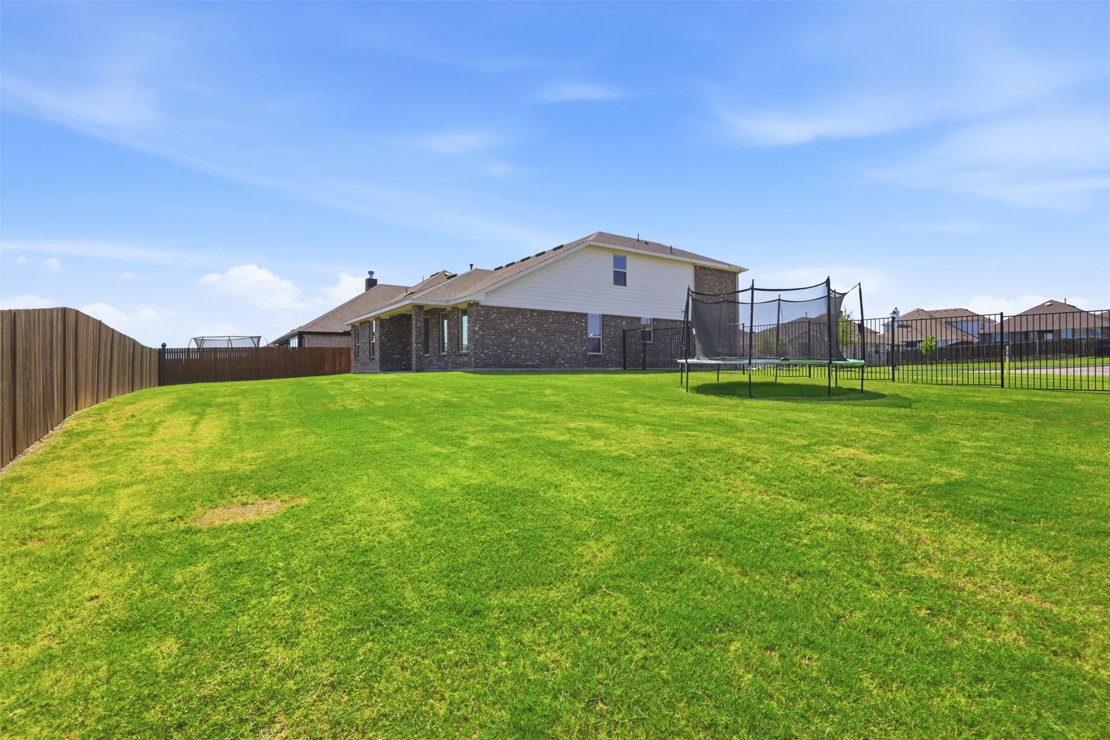 Single Family Residence For Sale in Johnson County , 8240 Catclaw Prairie, Godley, Texas 76044, 4 Bedroom, 3 Bathroom, 2 Garage spaces, 2,567 Sqft, built in 2025, mls#21348564, Real Estate Agent in Godley, Homes For Sale in Johnson county, Homes For Sale in Godley, Realtor in Godley Texas, Real Estate Brokerage Independent Realty Texas, Luminita Cordes Realtor