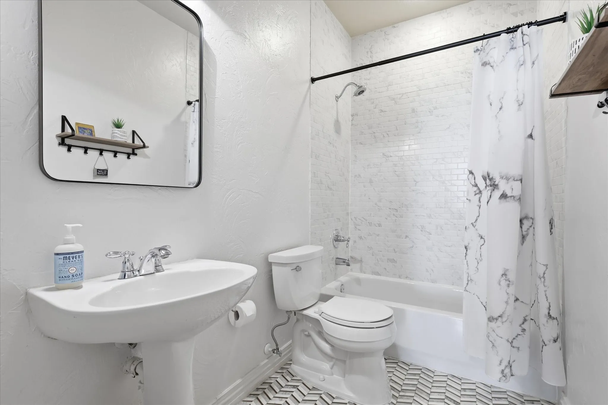 Guest Bathroom Downstairs