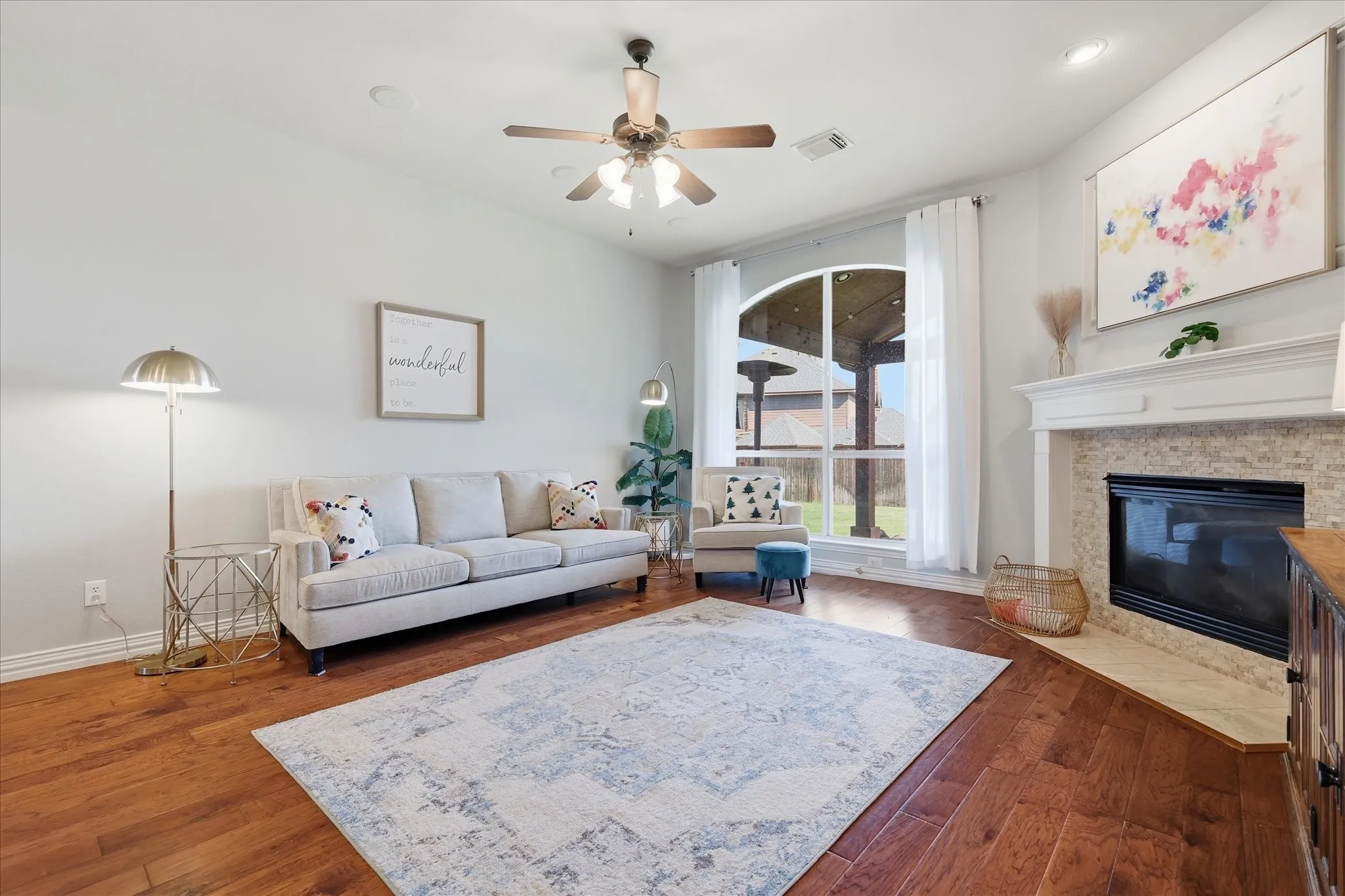 Single Family Residence For Sale in Denton County , 541 Hunter Street, Lantana, Texas 76226, 5 Bedroom, 4 Bathroom, 2 Garage spaces, 3,453 Sqft, built in 2003, mls#21347347, Real Estate Agent in Lantana, Homes For Sale in Denton county, Homes For Sale in Lantana, Realtor in Lantana Texas, Real Estate Brokerage Independent Realty Texas, Luminita Cordes Realtor
