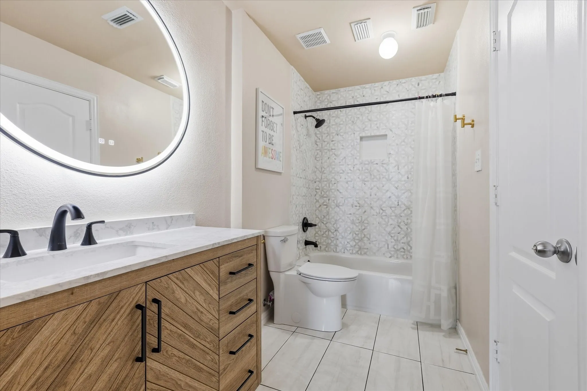 Guest Bathroom Upstairs