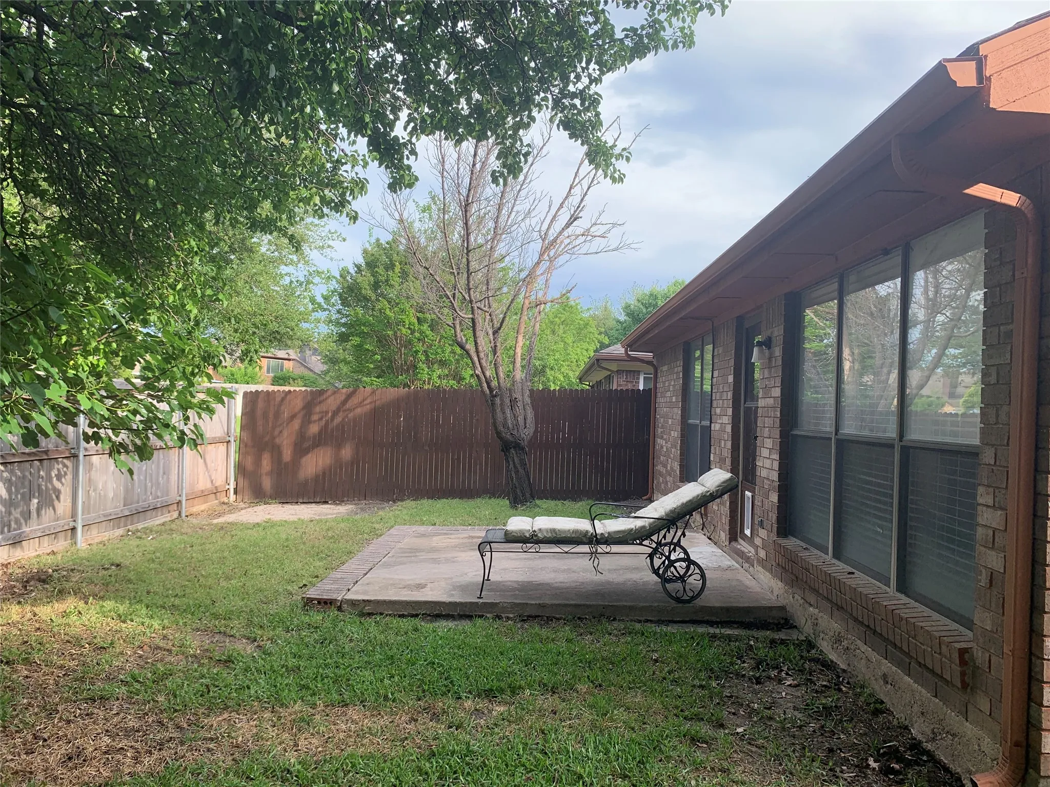 Single Family Residence For Rent in Collin County , 6828 Dalmation Circle, Plano, Texas 75023, 4 Bedroom, 3 Bathroom, 2 Garage spaces, 2,042 Sqft, built in 1986, mls#21348435, Real Estate Agent in Plano, Homes For Rent in Collin county, Homes For Rent in Plano, Realtor in Plano Texas, Real Estate Brokerage Independent Realty Texas, Luminita Cordes Realtor
