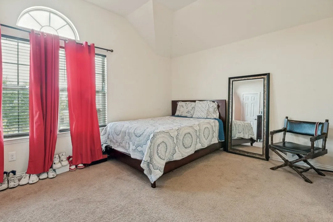 Single Family Residence For Sale in Dallas County , 1708 River Run Drive, De Soto, Texas 75115, 5 Bedroom, 4 Bathroom, 2 Garage spaces, 3,558 Sqft, built in 2016, mls#21342375, Real Estate Agent in De Soto, Homes For Sale in Dallas county, Homes For Sale in De Soto, Realtor in De Soto Texas, Real Estate Brokerage Independent Realty Texas, Luminita Cordes Realtor