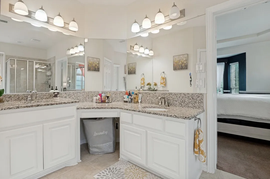 Single Family Residence For Sale in Dallas County , 1708 River Run Drive, De Soto, Texas 75115, 5 Bedroom, 4 Bathroom, 2 Garage spaces, 3,558 Sqft, built in 2016, mls#21342375, Real Estate Agent in De Soto, Homes For Sale in Dallas county, Homes For Sale in De Soto, Realtor in De Soto Texas, Real Estate Brokerage Independent Realty Texas, Luminita Cordes Realtor