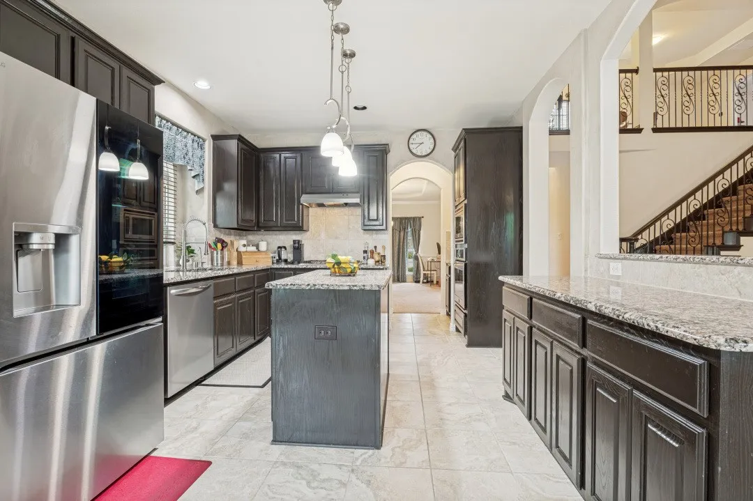 Single Family Residence For Sale in Dallas County , 1708 River Run Drive, De Soto, Texas 75115, 5 Bedroom, 4 Bathroom, 2 Garage spaces, 3,558 Sqft, built in 2016, mls#21342375, Real Estate Agent in De Soto, Homes For Sale in Dallas county, Homes For Sale in De Soto, Realtor in De Soto Texas, Real Estate Brokerage Independent Realty Texas, Luminita Cordes Realtor