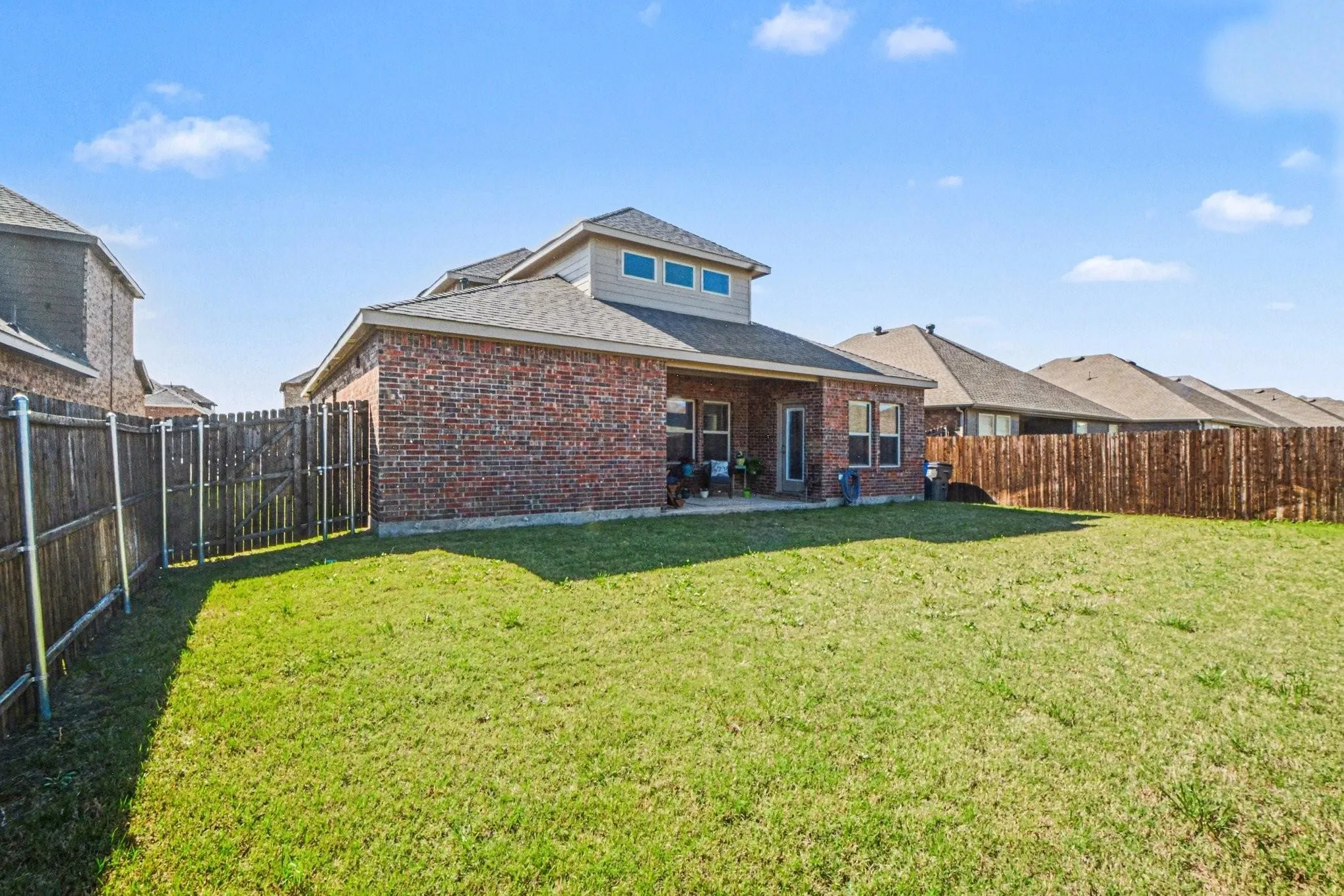 Single Family Residence For Rent in Collin County , 1613 Grand Villa Street, Princeton, Texas 75407, 4 Bedroom, 3 Bathroom, 2 Garage spaces, 2,357 Sqft, built in 2023, mls#21348589, Real Estate Agent in Princeton, Homes For Rent in Collin county, Homes For Rent in Princeton, Realtor in Princeton Texas, Real Estate Brokerage Independent Realty Texas, Luminita Cordes Realtor