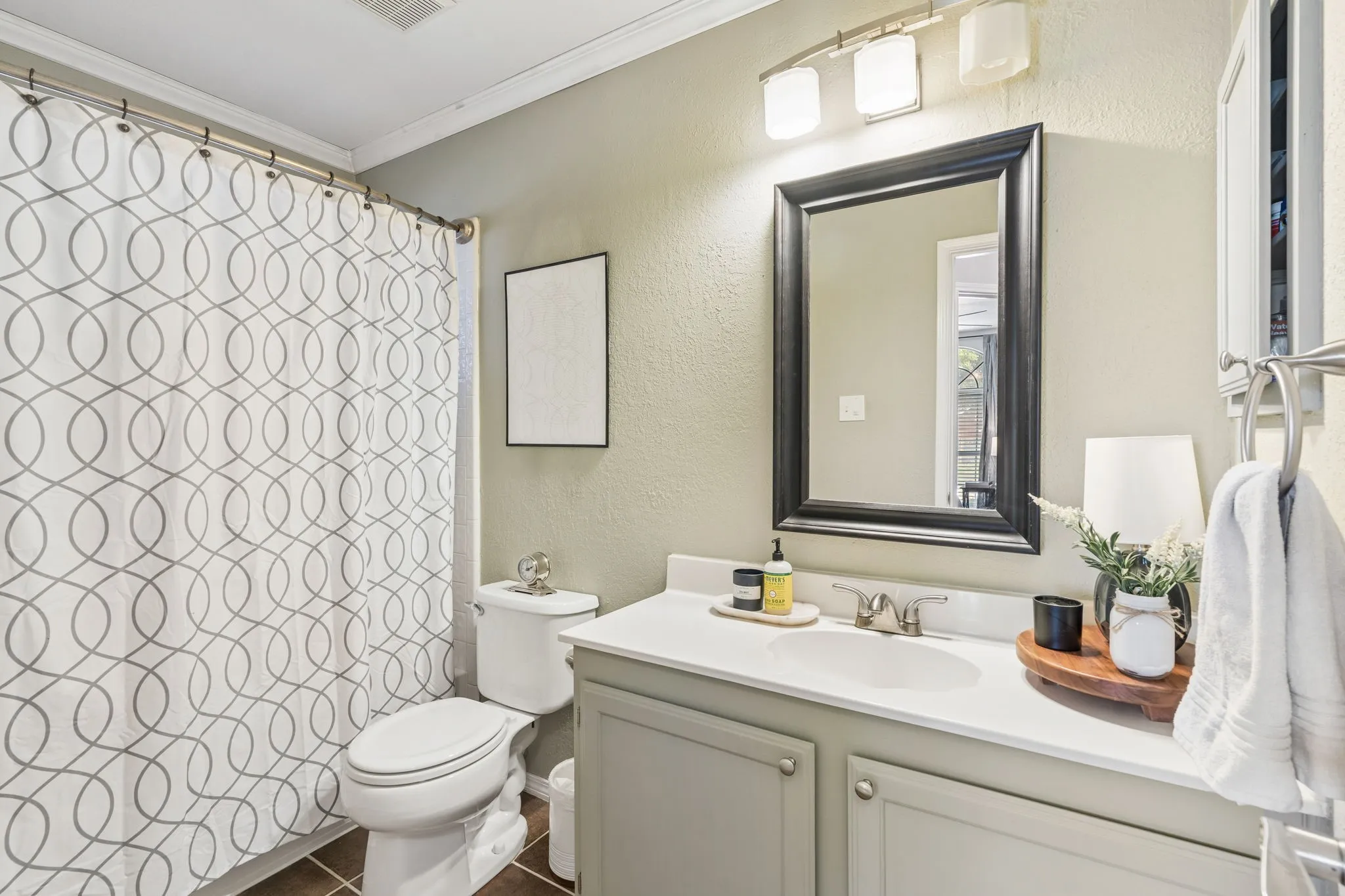 Additional bathroom.