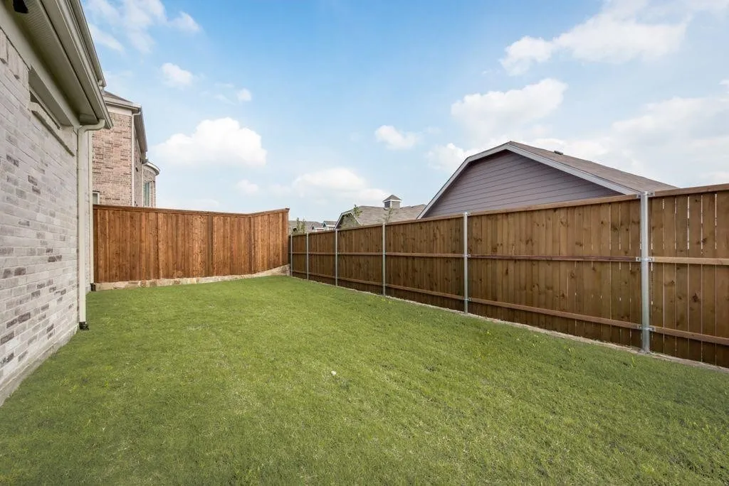 Single Family Residence For Sale in Collin County , 5412 Glenscape Circle, Plano, Texas 75094, 4 Bedroom, 3 Bathroom, 2 Garage spaces, 3,574 Sqft, built in 2022, mls#21345513, Real Estate Agent in Plano, Homes For Sale in Collin county, Homes For Sale in Plano, Realtor in Plano Texas, Real Estate Brokerage Independent Realty Texas, Luminita Cordes Realtor