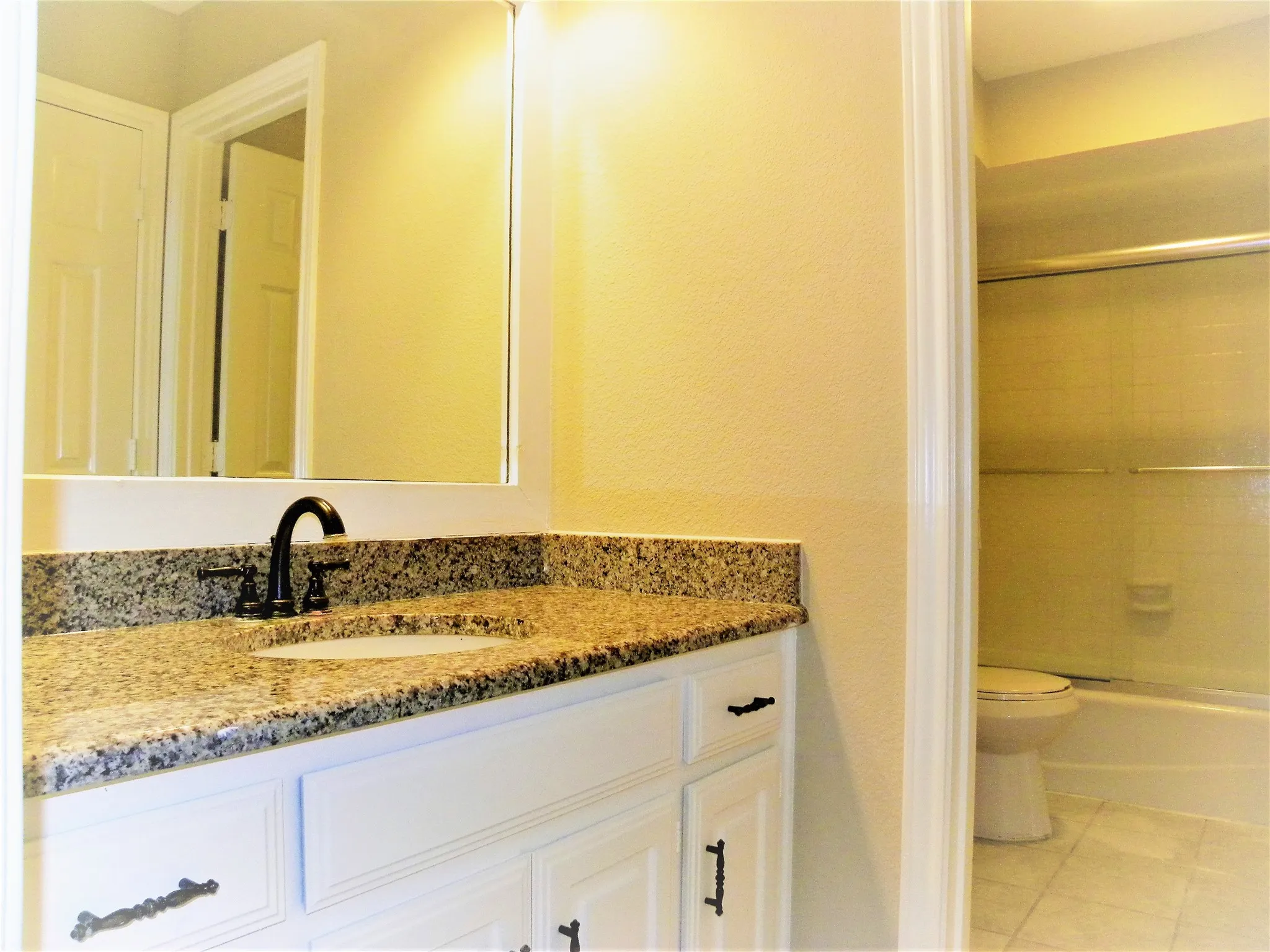 Single Family Residence For Rent in Collin County , 2601 Banner Elk Circle, Plano, Texas 75025, 4 Bedroom, 3 Bathroom, 2 Garage spaces, 2,780 Sqft, built in 1986, Price $3,495, mls#21348596, Real Estate Agent in Plano, Homes For Rent in Collin county, Homes For Rent in Plano, Realtor in Plano Texas, Real Estate Brokerage Independent Realty Texas, Luminita Cordes Realtor
