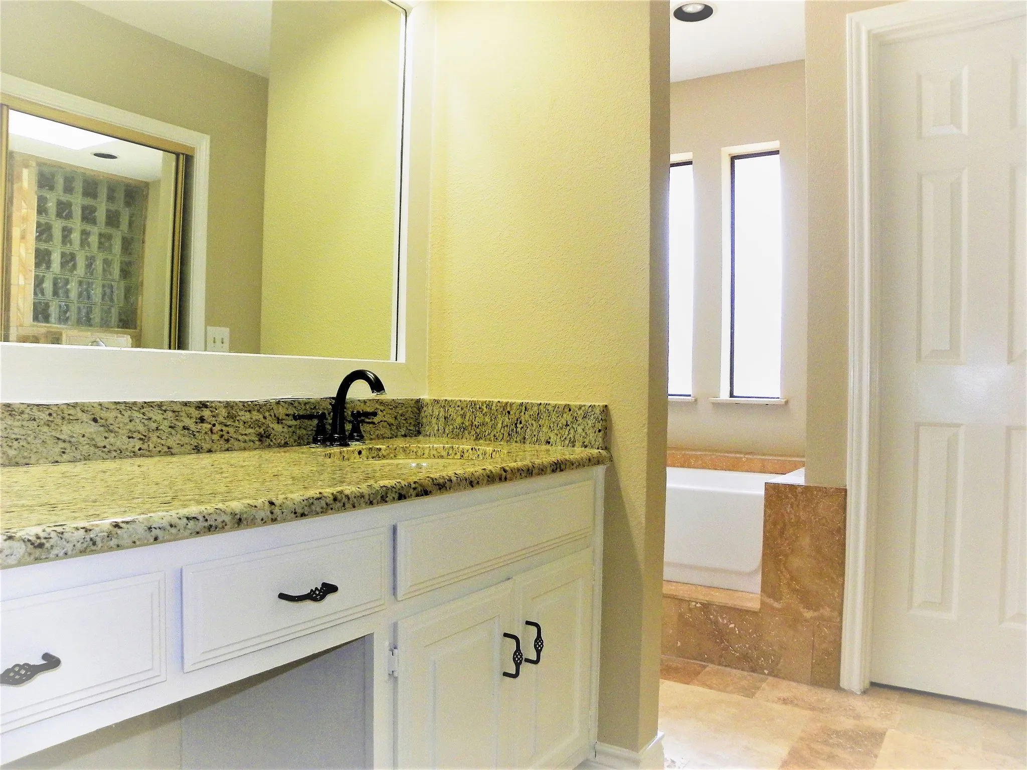 Single Family Residence For Rent in Collin County , 2601 Banner Elk Circle, Plano, Texas 75025, 4 Bedroom, 3 Bathroom, 2 Garage spaces, 2,780 Sqft, built in 1986, Price $3,495, mls#21348596, Real Estate Agent in Plano, Homes For Rent in Collin county, Homes For Rent in Plano, Realtor in Plano Texas, Real Estate Brokerage Independent Realty Texas, Luminita Cordes Realtor