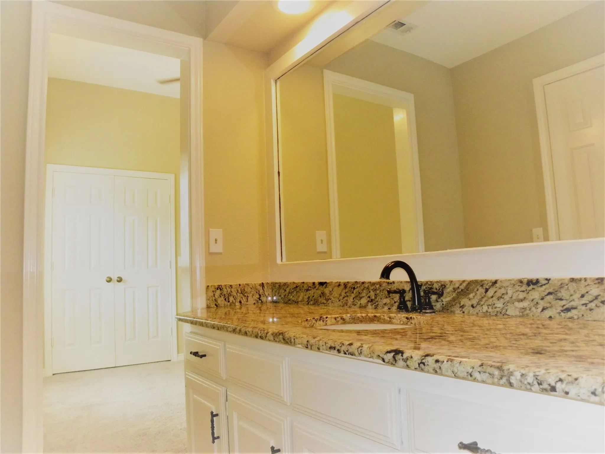 Single Family Residence For Rent in Collin County , 2601 Banner Elk Circle, Plano, Texas 75025, 4 Bedroom, 3 Bathroom, 2 Garage spaces, 2,780 Sqft, built in 1986, Price $3,495, mls#21348596, Real Estate Agent in Plano, Homes For Rent in Collin county, Homes For Rent in Plano, Realtor in Plano Texas, Real Estate Brokerage Independent Realty Texas, Luminita Cordes Realtor