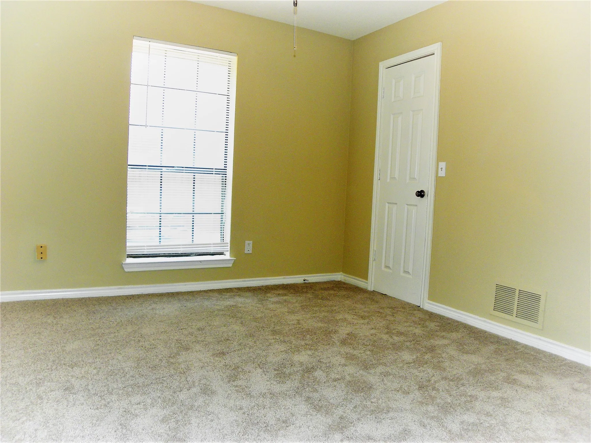 Single Family Residence For Rent in Collin County , 2601 Banner Elk Circle, Plano, Texas 75025, 4 Bedroom, 3 Bathroom, 2 Garage spaces, 2,780 Sqft, built in 1986, Price $3,495, mls#21348596, Real Estate Agent in Plano, Homes For Rent in Collin county, Homes For Rent in Plano, Realtor in Plano Texas, Real Estate Brokerage Independent Realty Texas, Luminita Cordes Realtor