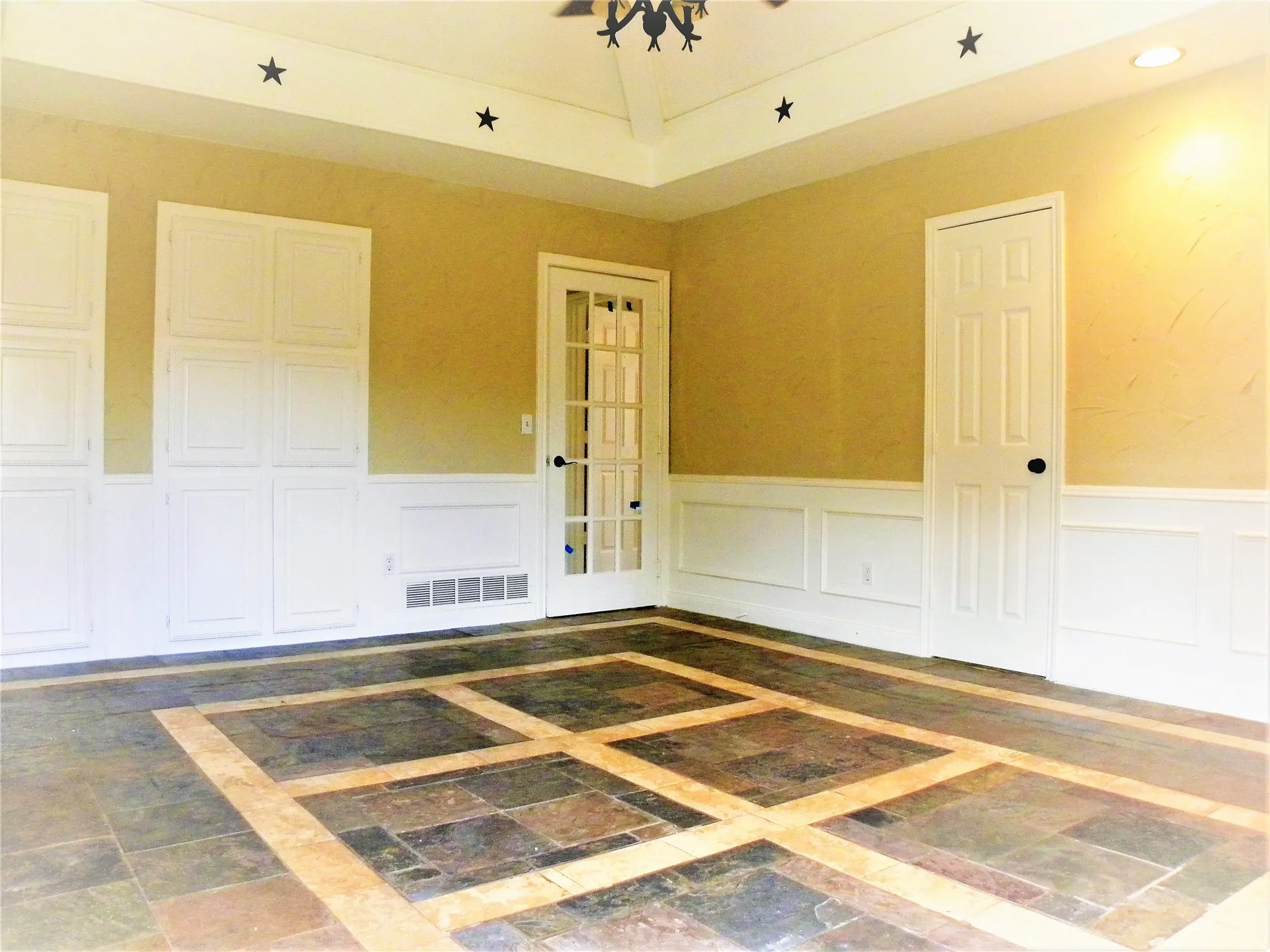 Single Family Residence For Rent in Collin County , 2601 Banner Elk Circle, Plano, Texas 75025, 4 Bedroom, 3 Bathroom, 2 Garage spaces, 2,780 Sqft, built in 1986, Price $3,495, mls#21348596, Real Estate Agent in Plano, Homes For Rent in Collin county, Homes For Rent in Plano, Realtor in Plano Texas, Real Estate Brokerage Independent Realty Texas, Luminita Cordes Realtor
