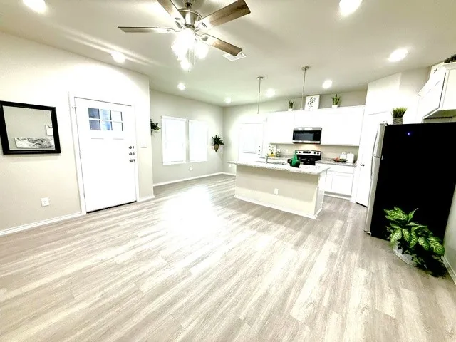 Duplex For Rent in Johnson County , 3501 Renfro 417, Burleson, Texas 76028, 3 Bedroom, 3 Bathroom, 2 Garage spaces, 1,379 Sqft, built in 2025, mls#21348625, Real Estate Agent in Burleson, Homes For Rent in Johnson county, Homes For Rent in Burleson, Realtor in Burleson Texas, Real Estate Brokerage Independent Realty Texas, Luminita Cordes Realtor