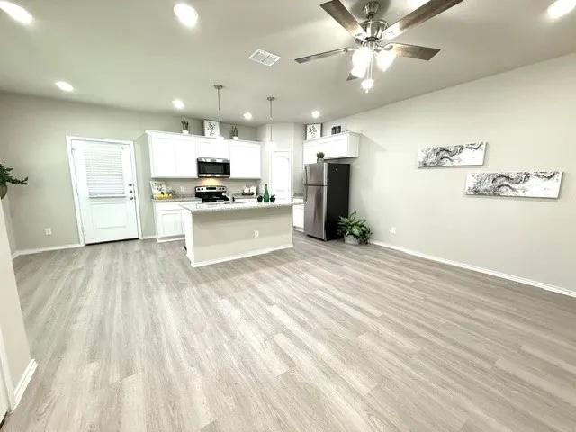 Duplex For Rent in Johnson County , 3501 Renfro 417, Burleson, Texas 76028, 3 Bedroom, 3 Bathroom, 2 Garage spaces, 1,379 Sqft, built in 2025, mls#21348625, Real Estate Agent in Burleson, Homes For Rent in Johnson county, Homes For Rent in Burleson, Realtor in Burleson Texas, Real Estate Brokerage Independent Realty Texas, Luminita Cordes Realtor