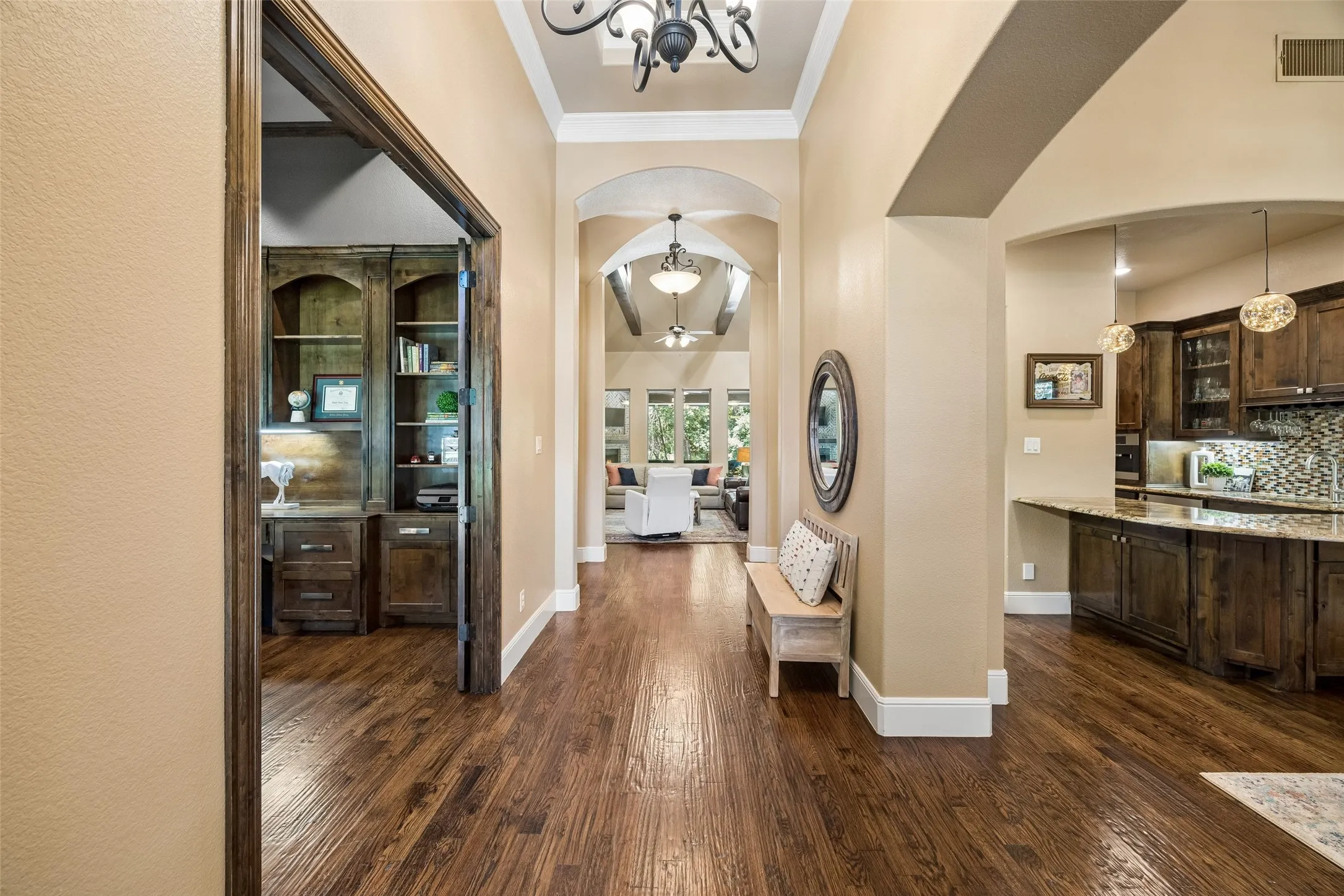 Single Family Residence For Sale in Collin County , 1017 Santiago Trail, Wylie, Texas 75098, 4 Bedroom, 5 Bathroom, 3 Garage spaces, 4,541 Sqft, built in 2012, mls#21348242, Real Estate Agent in Wylie, Homes For Sale in Collin county, Homes For Sale in Wylie, Realtor in Wylie Texas, Real Estate Brokerage Independent Realty Texas, Luminita Cordes Realtor