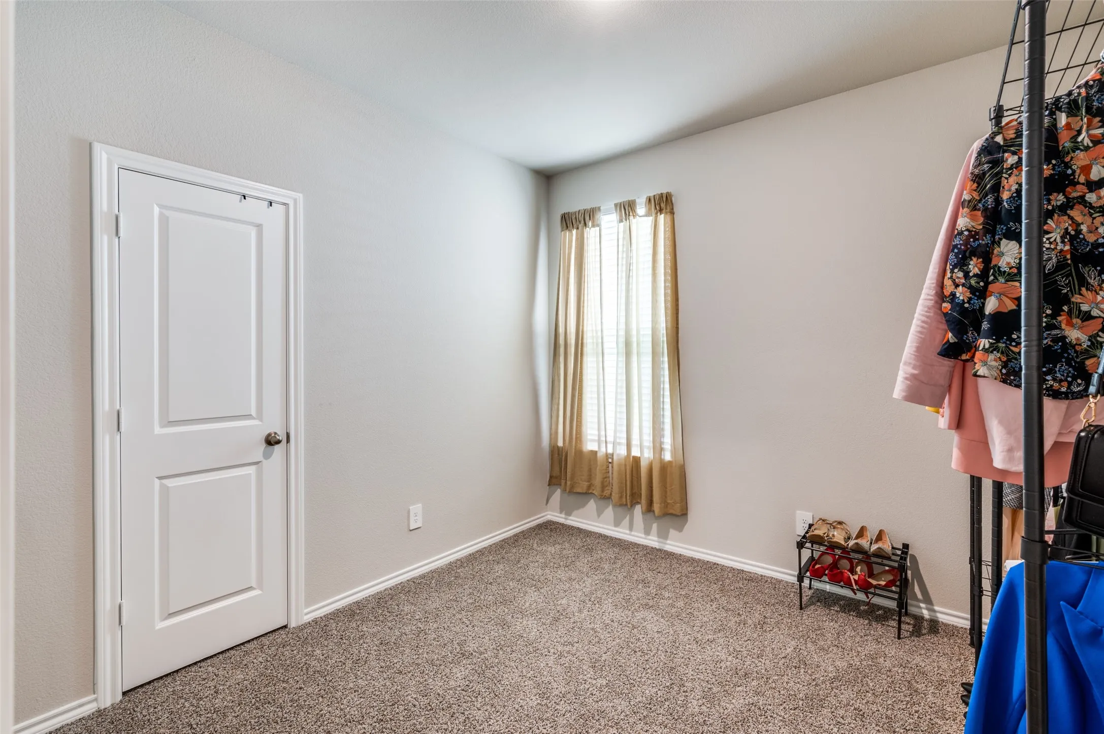 Single Family Residence For Sale in Tarrant County , 7073 Cypress Drive, Richland Hills, Texas 76118, 4 Bedroom, 3 Bathroom, 1 Garage spaces, 1,555 Sqft, built in 2024, mls#21347685, Real Estate Agent in Richland Hills, Homes For Sale in Tarrant county, Homes For Sale in Richland Hills, Realtor in Richland Hills Texas, Real Estate Brokerage Independent Realty Texas, Luminita Cordes Realtor