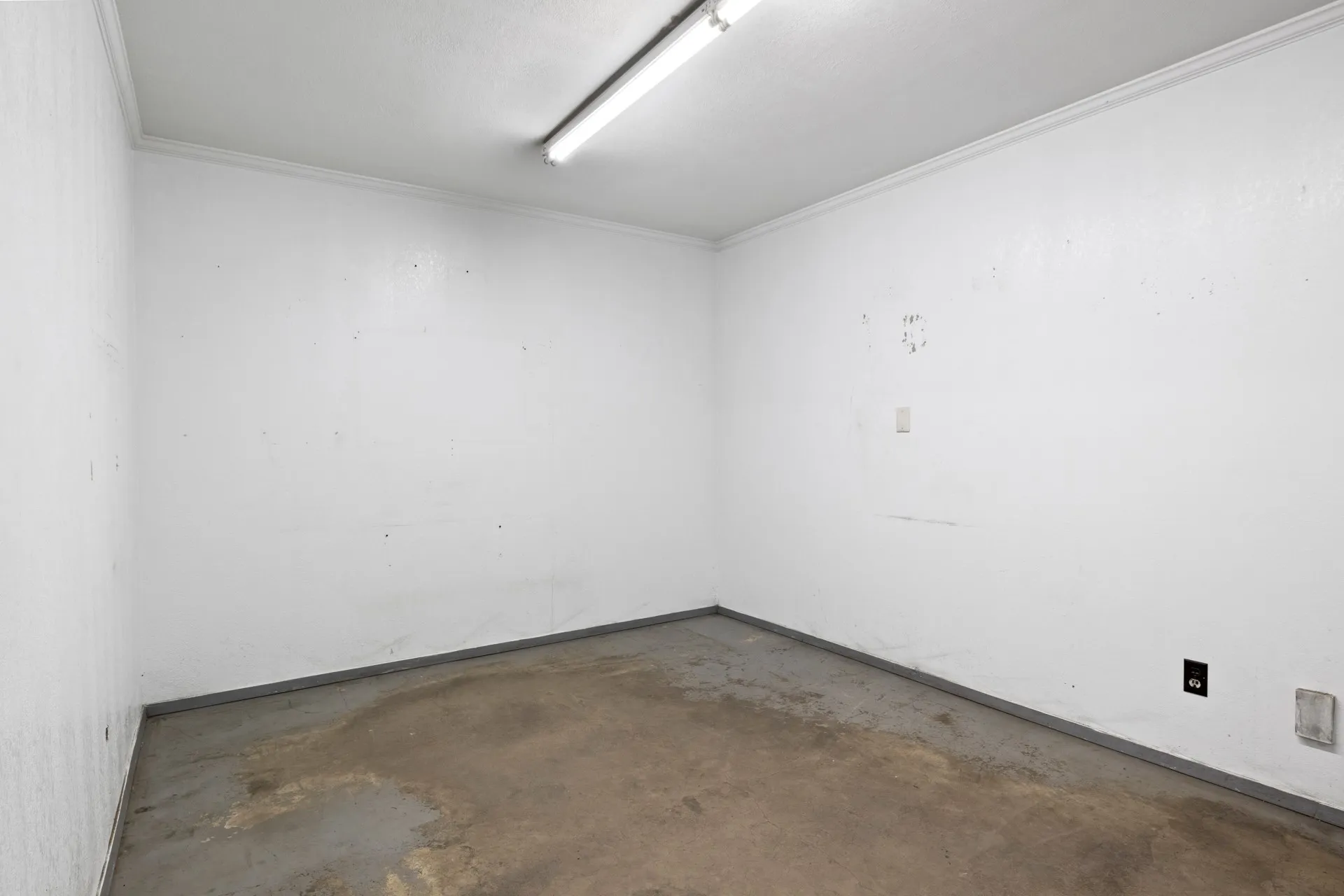 Warehouse For Sale in Titus County , 450 County Road 1312, Mt Pleasant, Texas 75455, 0, 0, Garage spaces, 0 Sqft, built in 1985, Price $585,000, mls#21348629, Real Estate Agent in Mt Pleasant, Homes For Sale in Titus county, Homes For Sale in Mt Pleasant, Realtor in Mt Pleasant Texas, Real Estate Brokerage Independent Realty Texas, Luminita Cordes Realtor