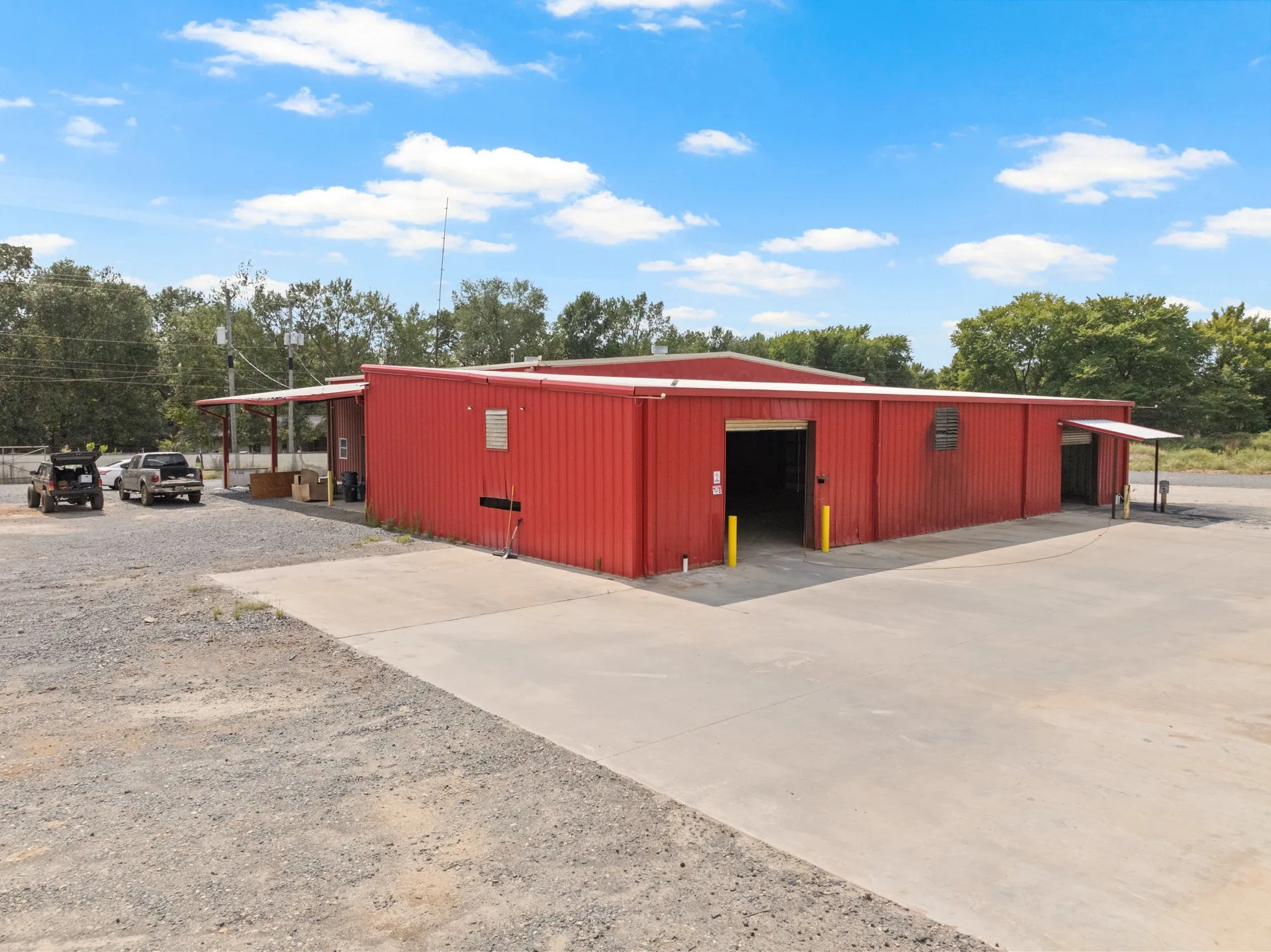 Warehouse For Sale in Titus County , 450 County Road 1312, Mt Pleasant, Texas 75455, 0, 0, Garage spaces, 0 Sqft, built in 1985, Price $585,000, mls#21348629, Real Estate Agent in Mt Pleasant, Homes For Sale in Titus county, Homes For Sale in Mt Pleasant, Realtor in Mt Pleasant Texas, Real Estate Brokerage Independent Realty Texas, Luminita Cordes Realtor
