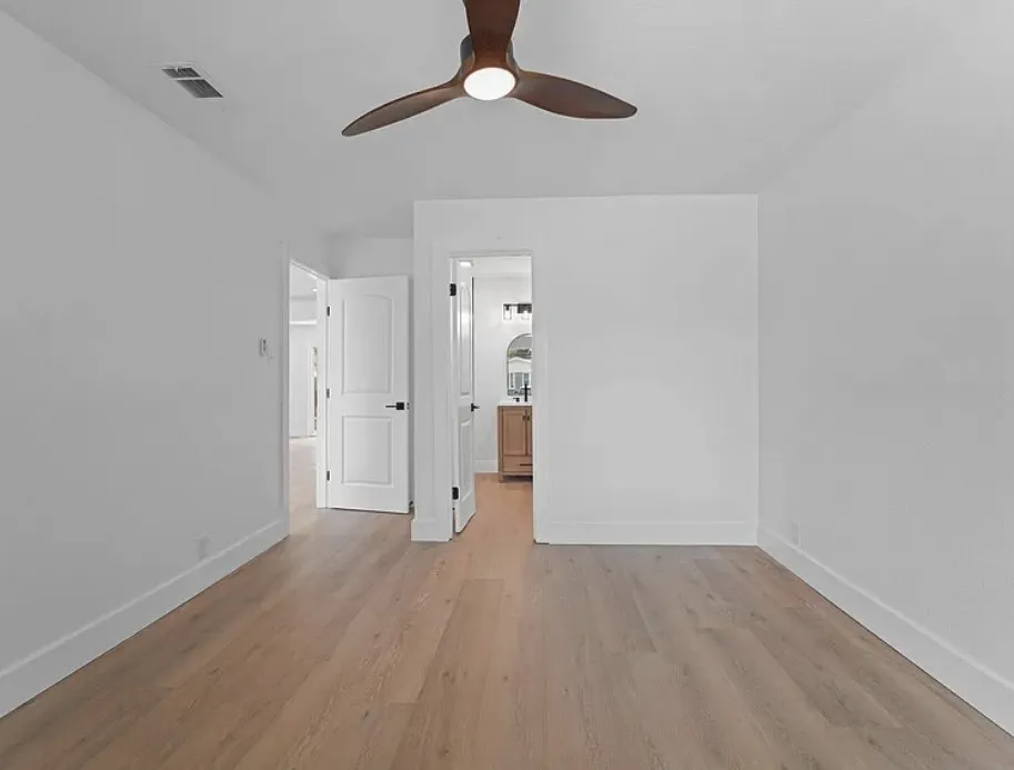 Single Family Residence For Rent in Dallas County , 10746 Cotillion Drive, Dallas, Texas 75228, 4 Bedroom, 2 Bathroom, Garage spaces, 1,330 Sqft, built in 1954, mls#21348655, Real Estate Agent in Dallas, Homes For Rent in Dallas county, Homes For Rent in Dallas, Realtor in Dallas Texas, Real Estate Brokerage Independent Realty Texas, Luminita Cordes Realtor