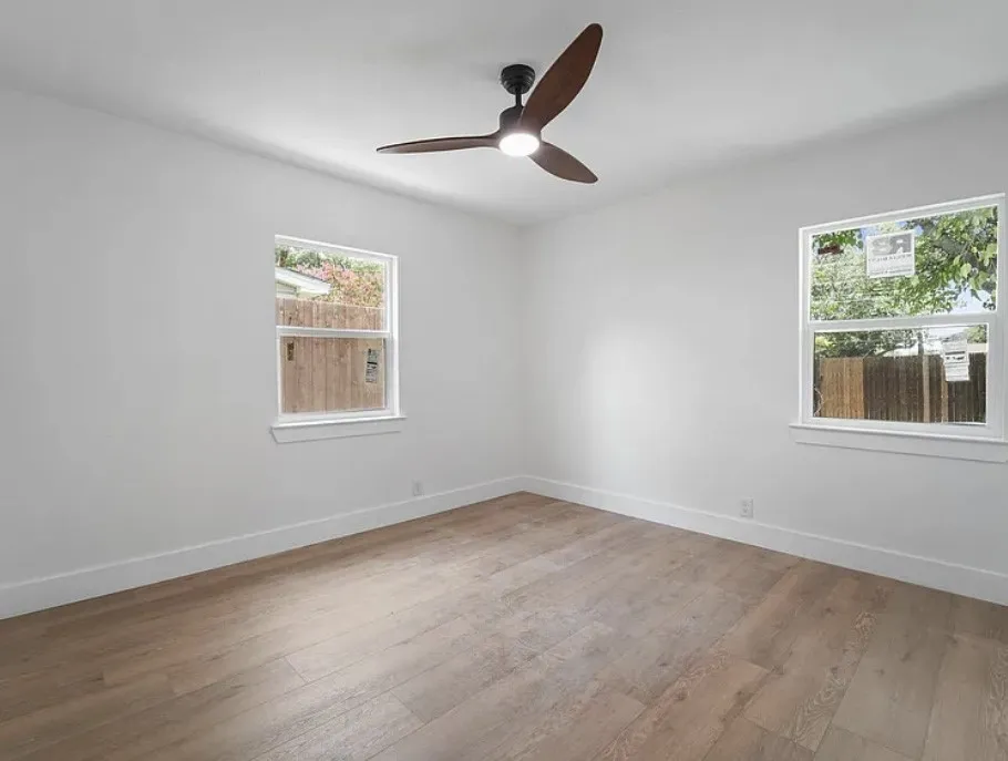 Single Family Residence For Rent in Dallas County , 10746 Cotillion Drive, Dallas, Texas 75228, 4 Bedroom, 2 Bathroom, Garage spaces, 1,330 Sqft, built in 1954, mls#21348655, Real Estate Agent in Dallas, Homes For Rent in Dallas county, Homes For Rent in Dallas, Realtor in Dallas Texas, Real Estate Brokerage Independent Realty Texas, Luminita Cordes Realtor